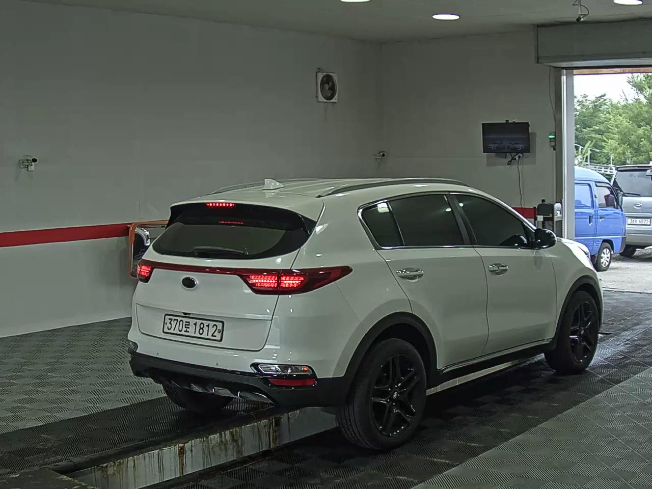 2020 - kia sportage