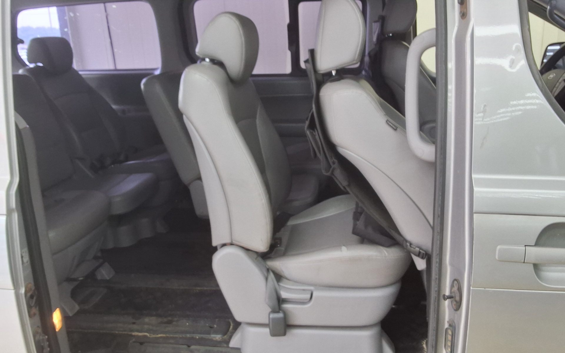 2017 - hyundai grand starex