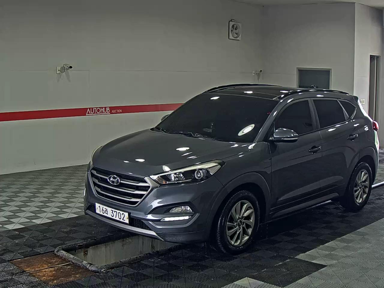 2016 - hyundai tucson