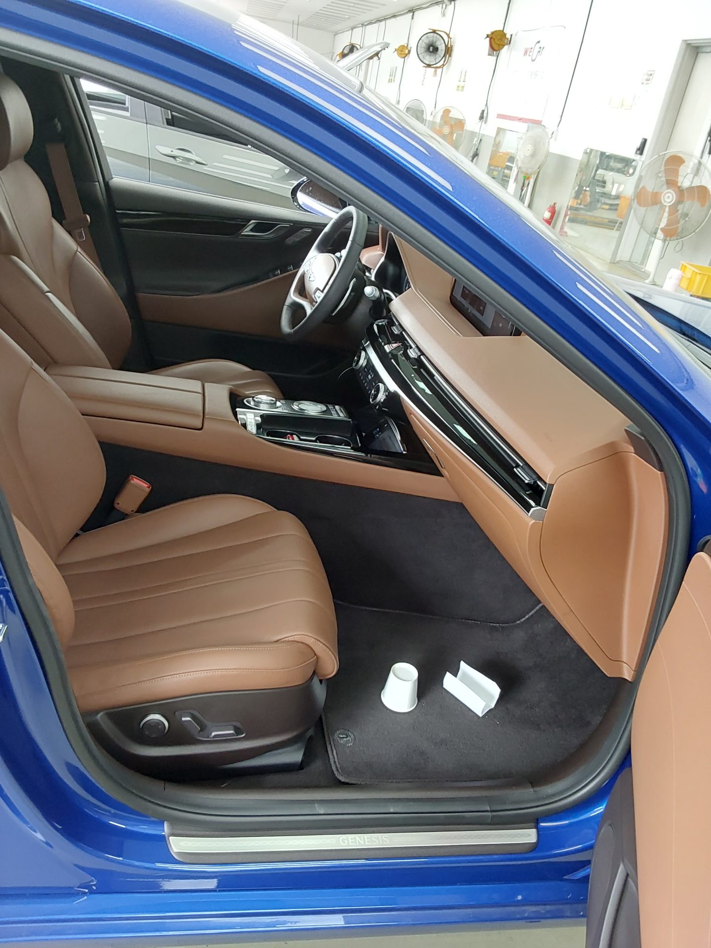 2021 - genesis g80