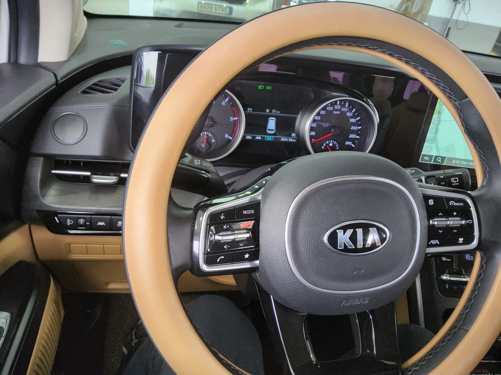 2021 - kia carnival
