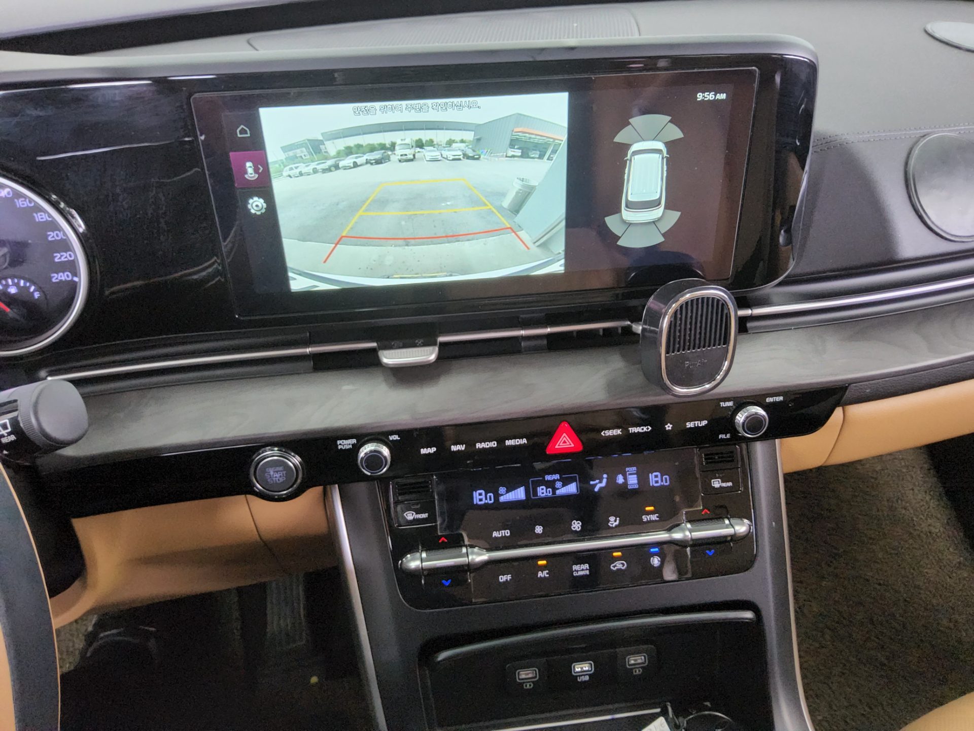 2021 - kia carnival