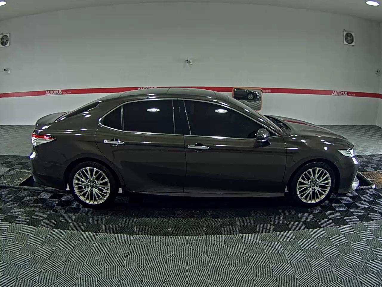 2018 - toyota camry