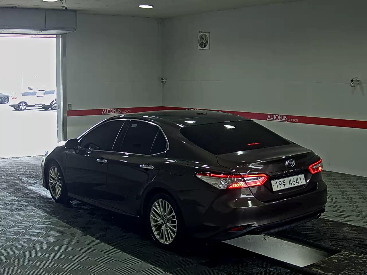 2018 - toyota camry