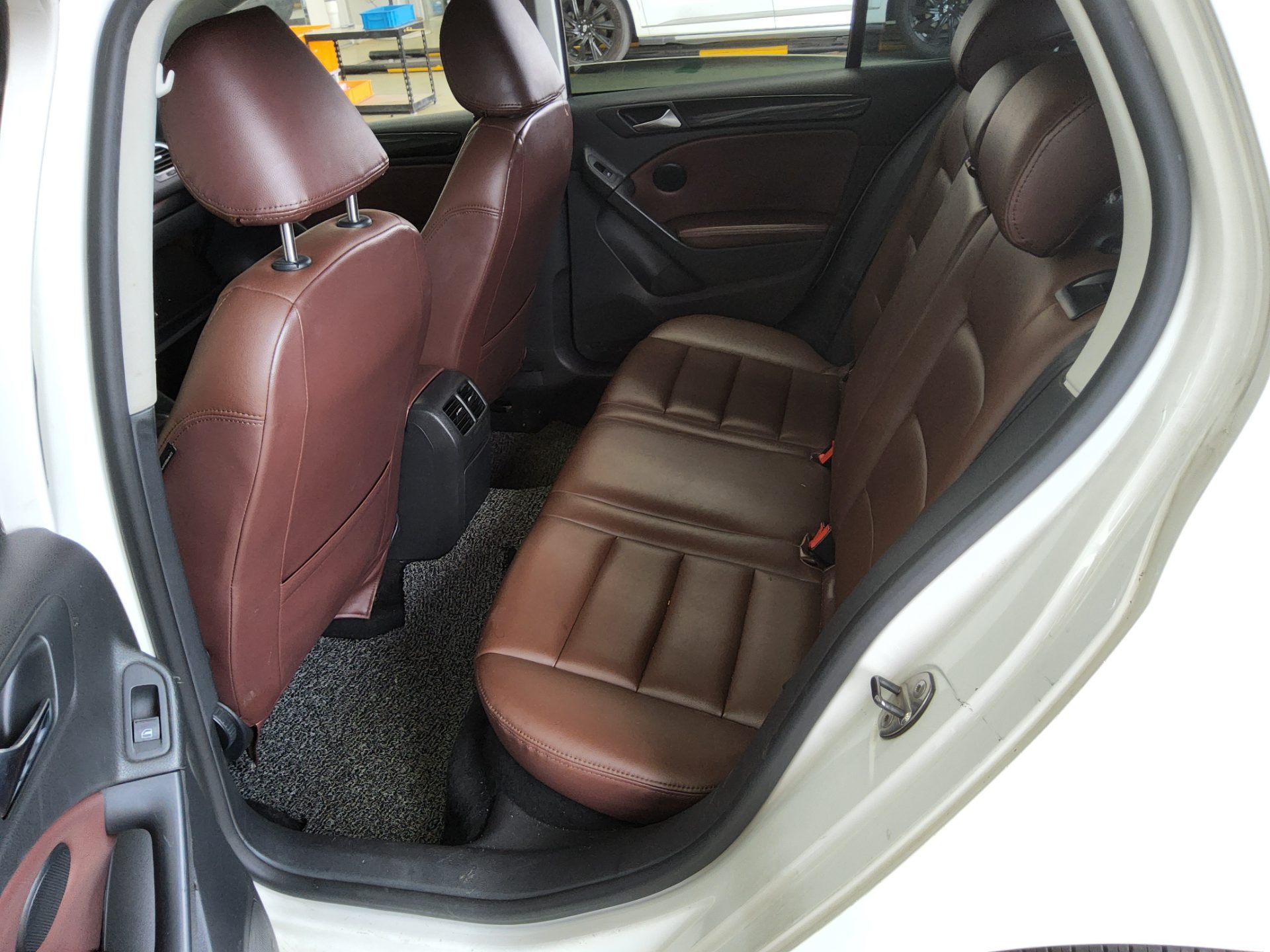 2010 - volkswagen golf