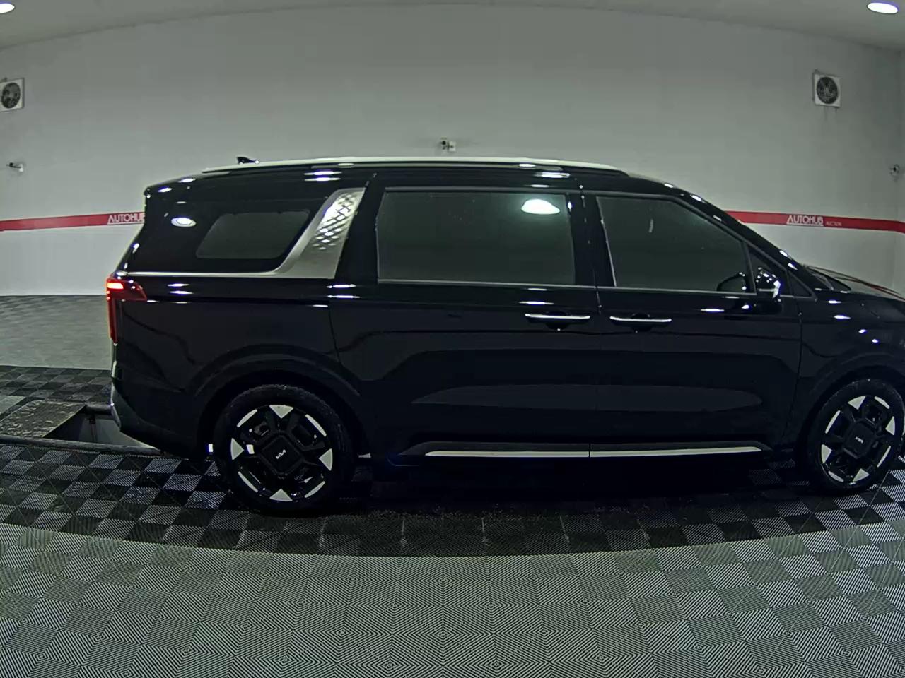 2025 - kia carnival