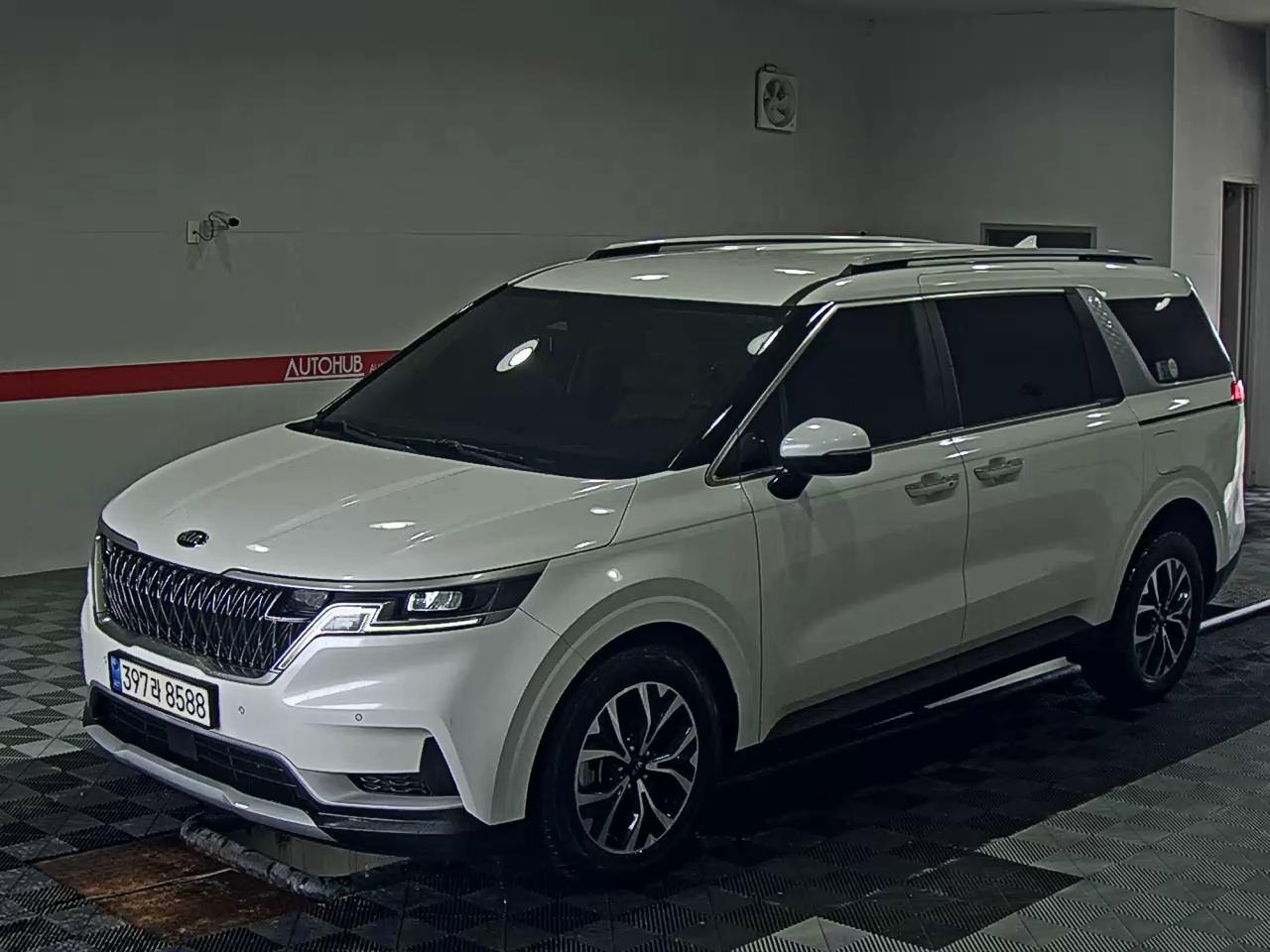 KIA CARNIVAL (KA4)