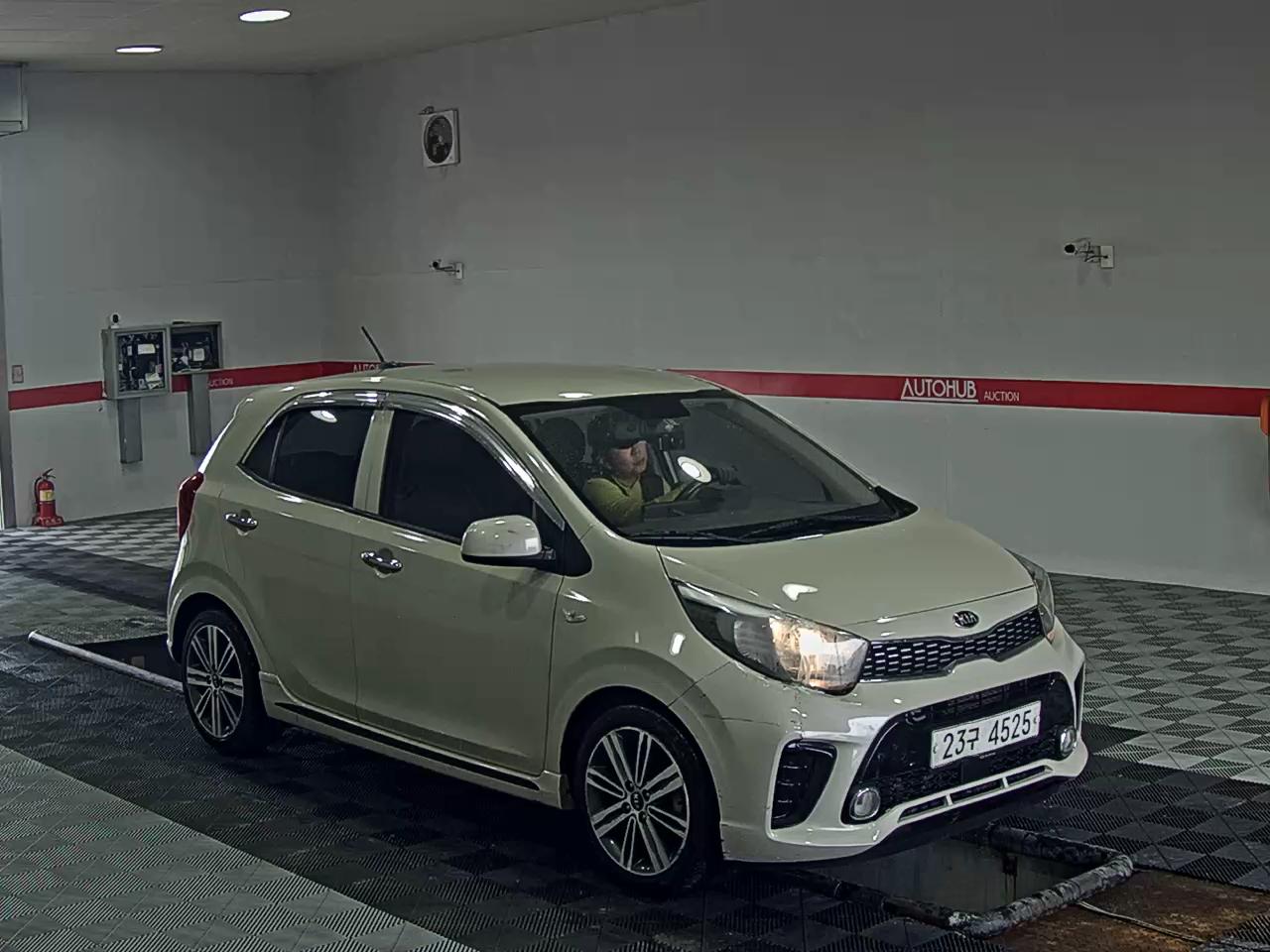 2019 - kia morning