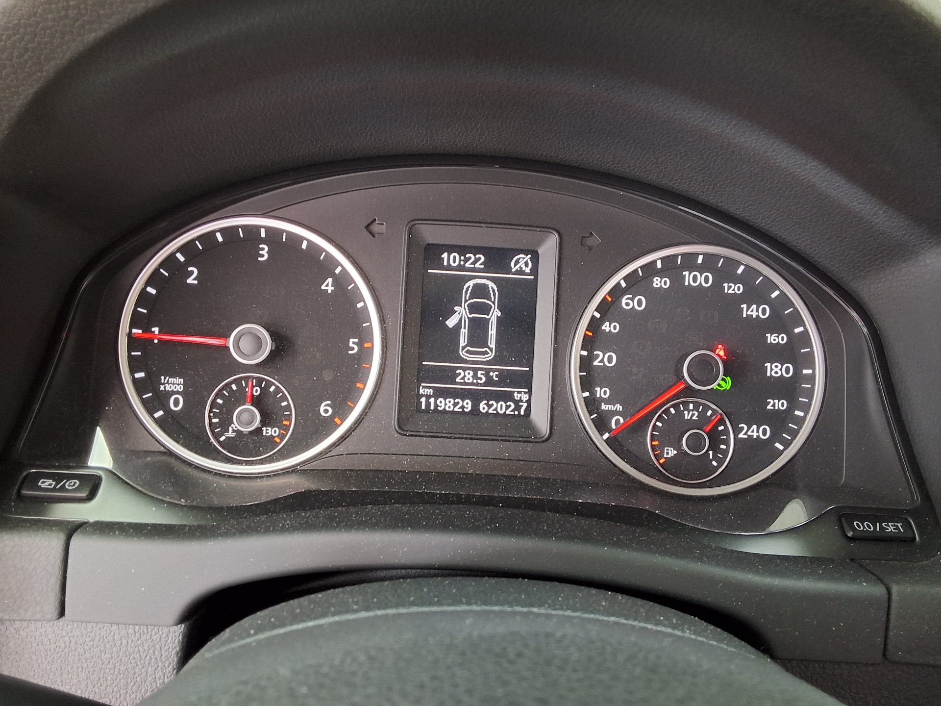 2016 - volkswagen tiguan
