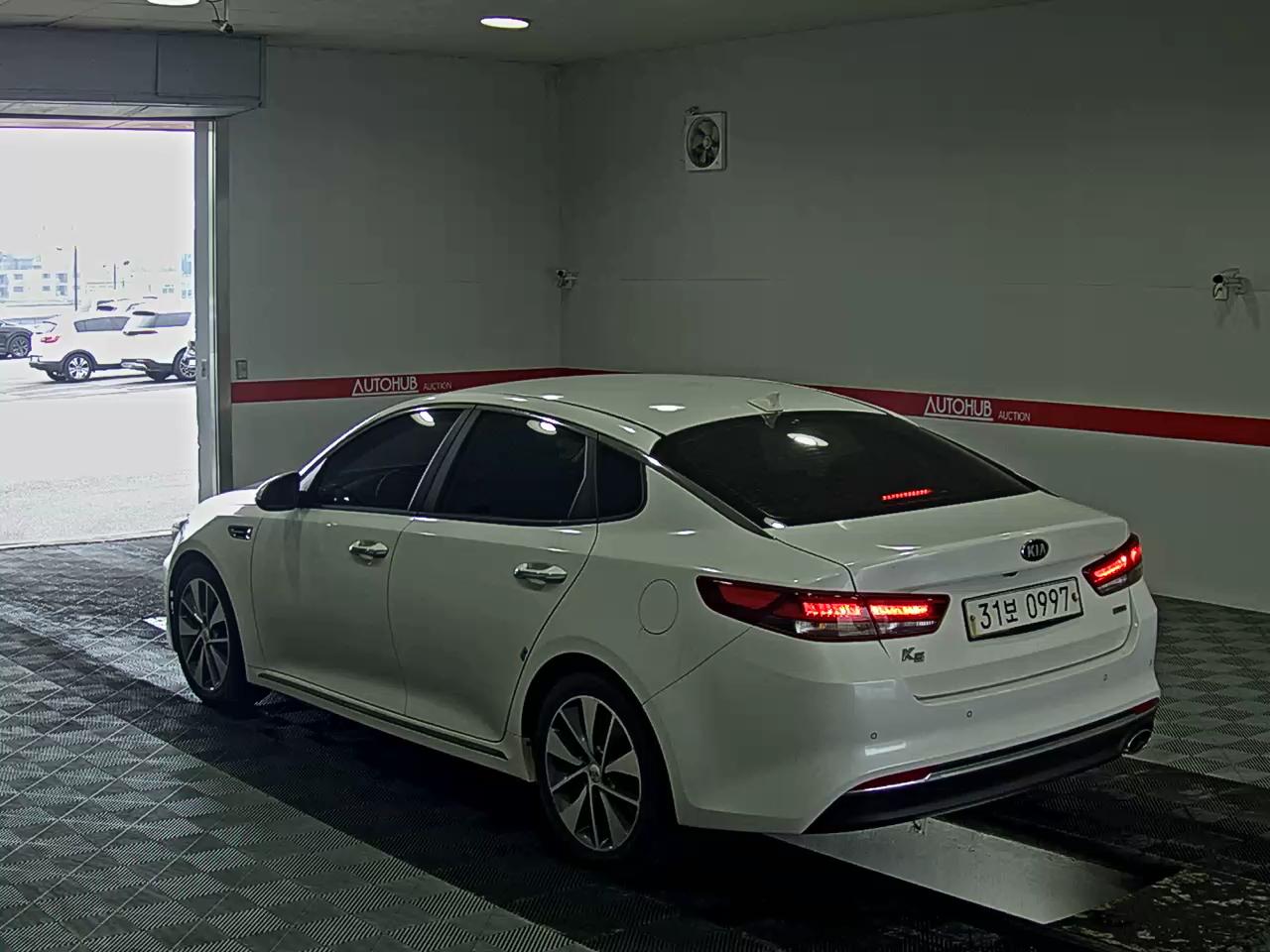 2016 - kia k5