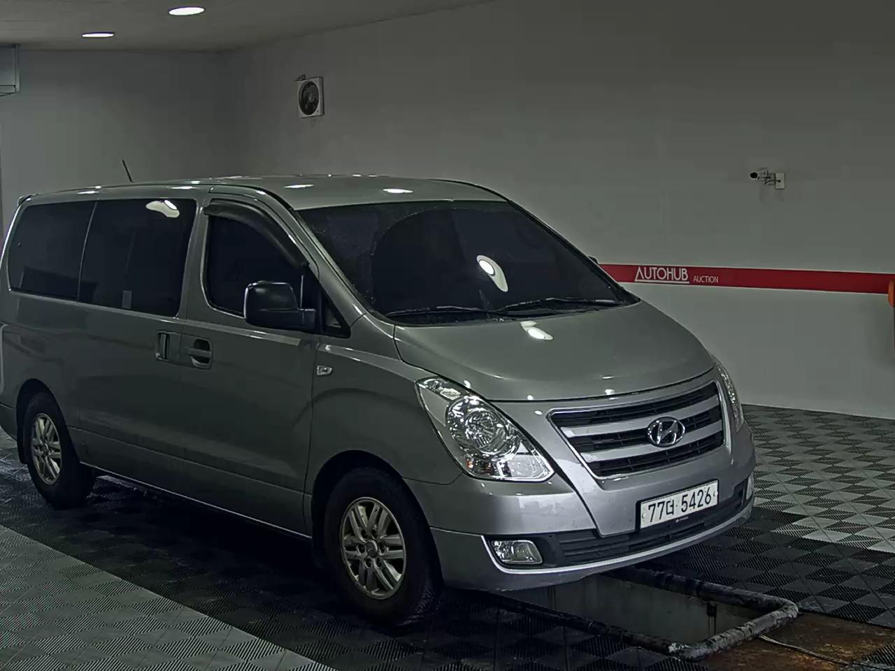 2017 - hyundai grand starex