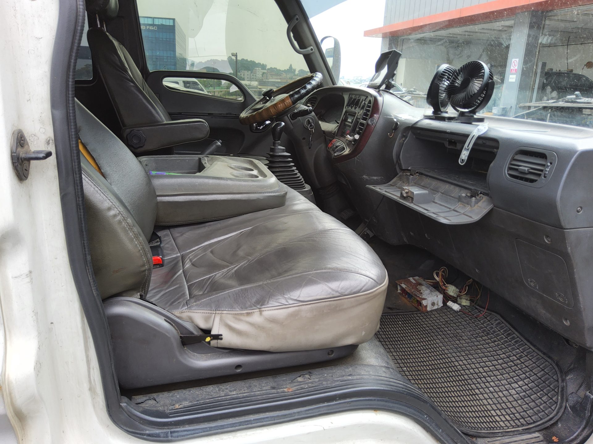 2011 - hyundai mighty
