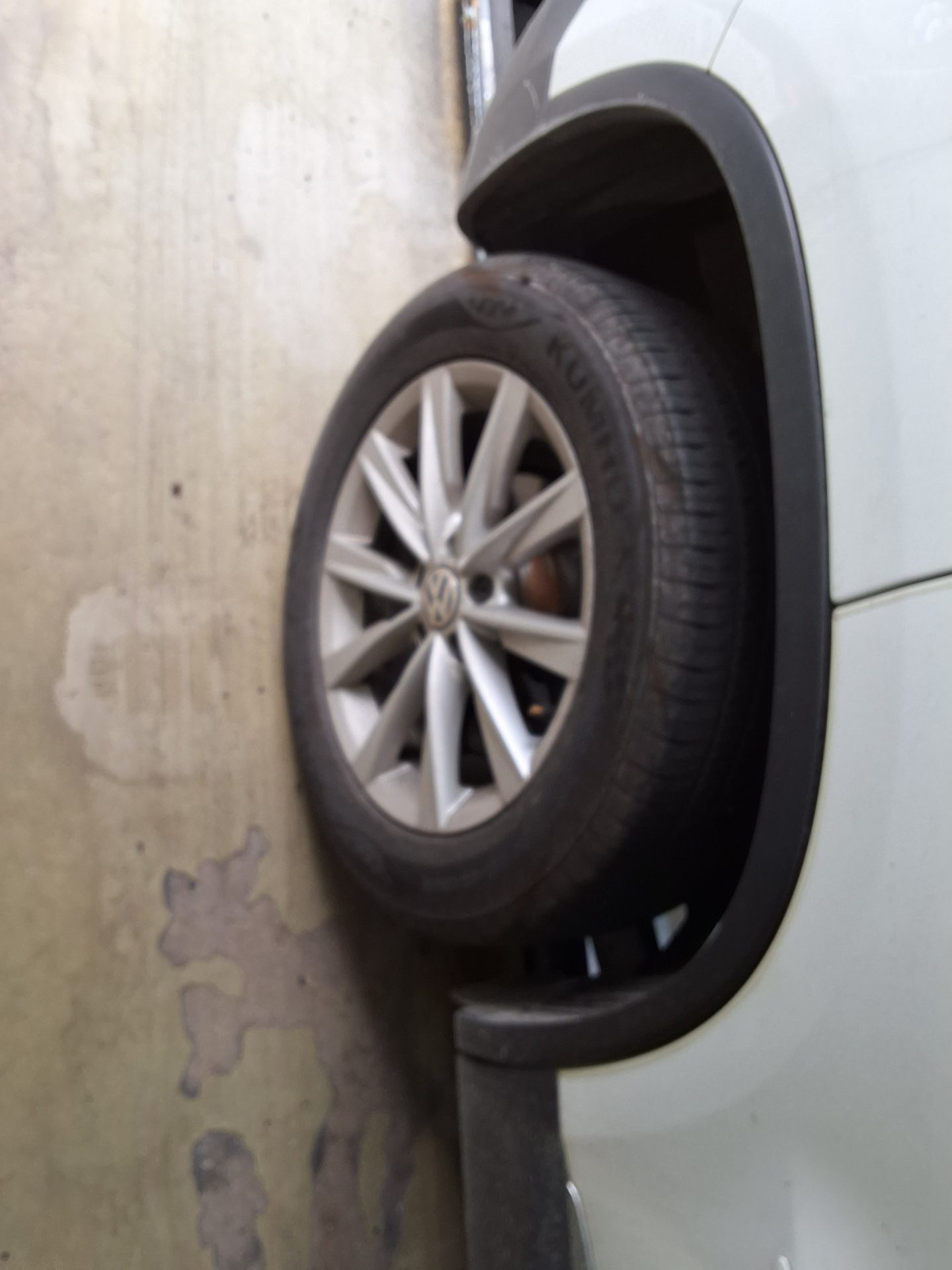 2016 - volkswagen tiguan