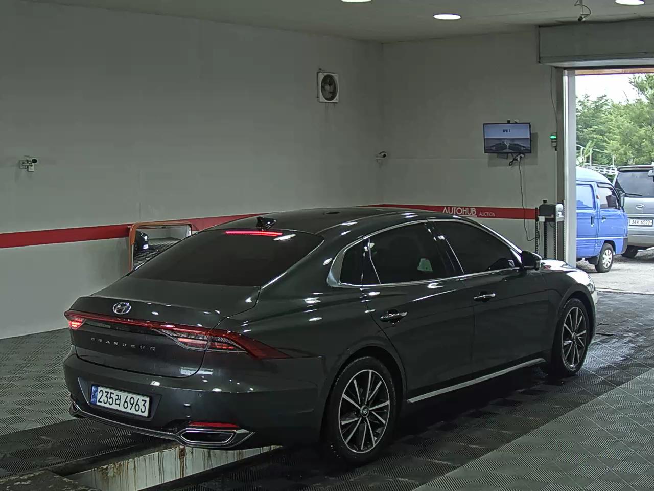 2020 - hyundai grandeur