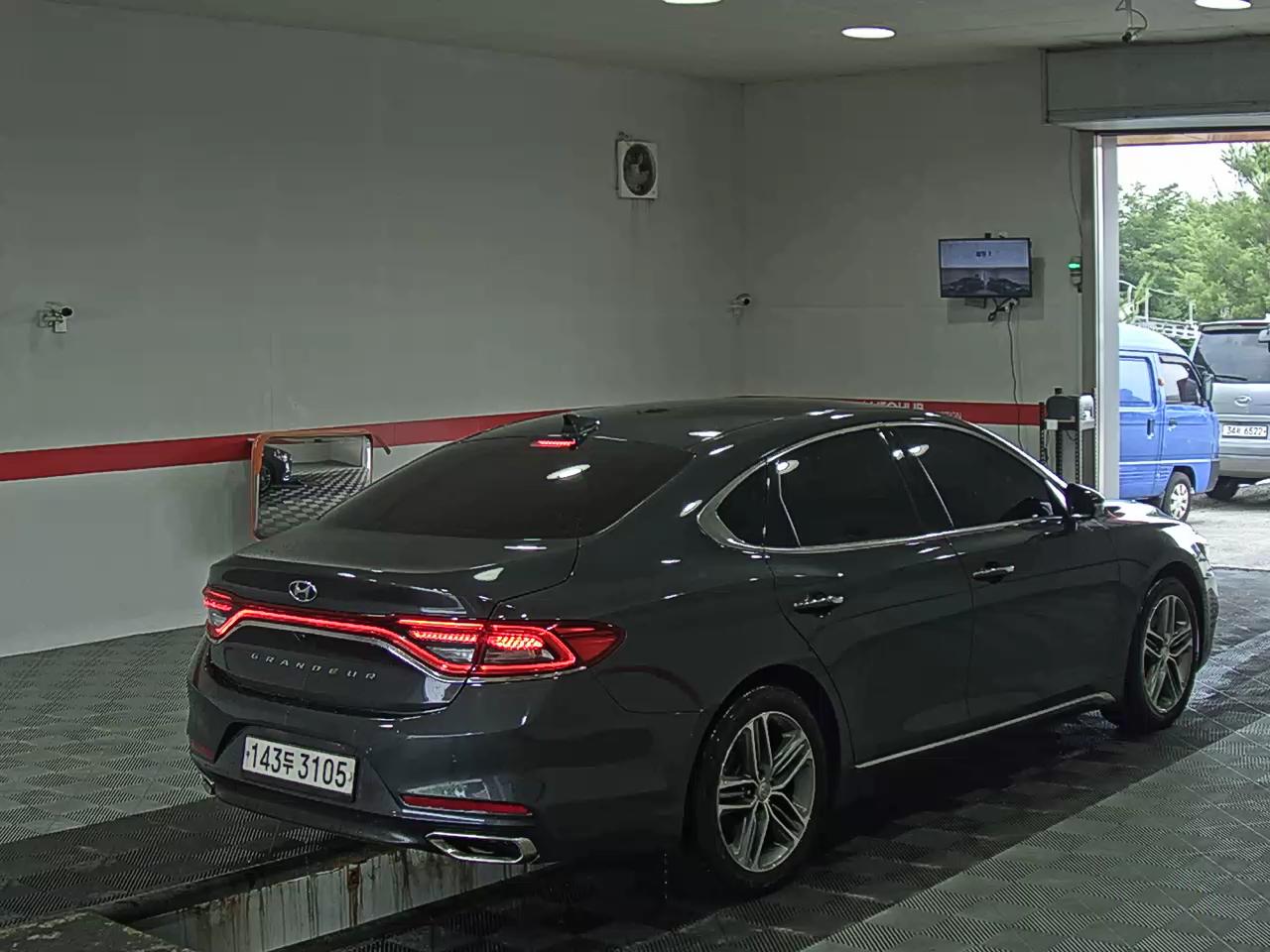 2019 - hyundai grandeur