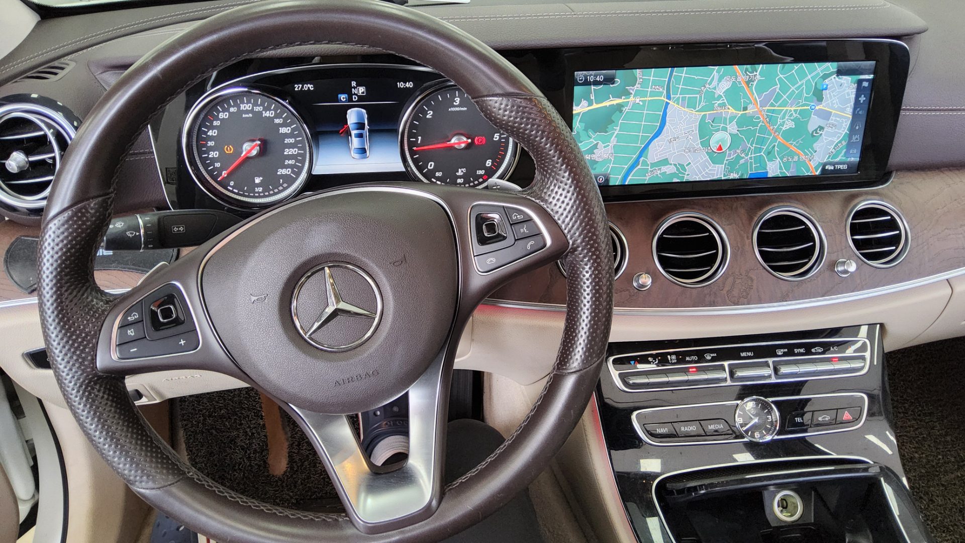 2017 - mercedes-benz e220d