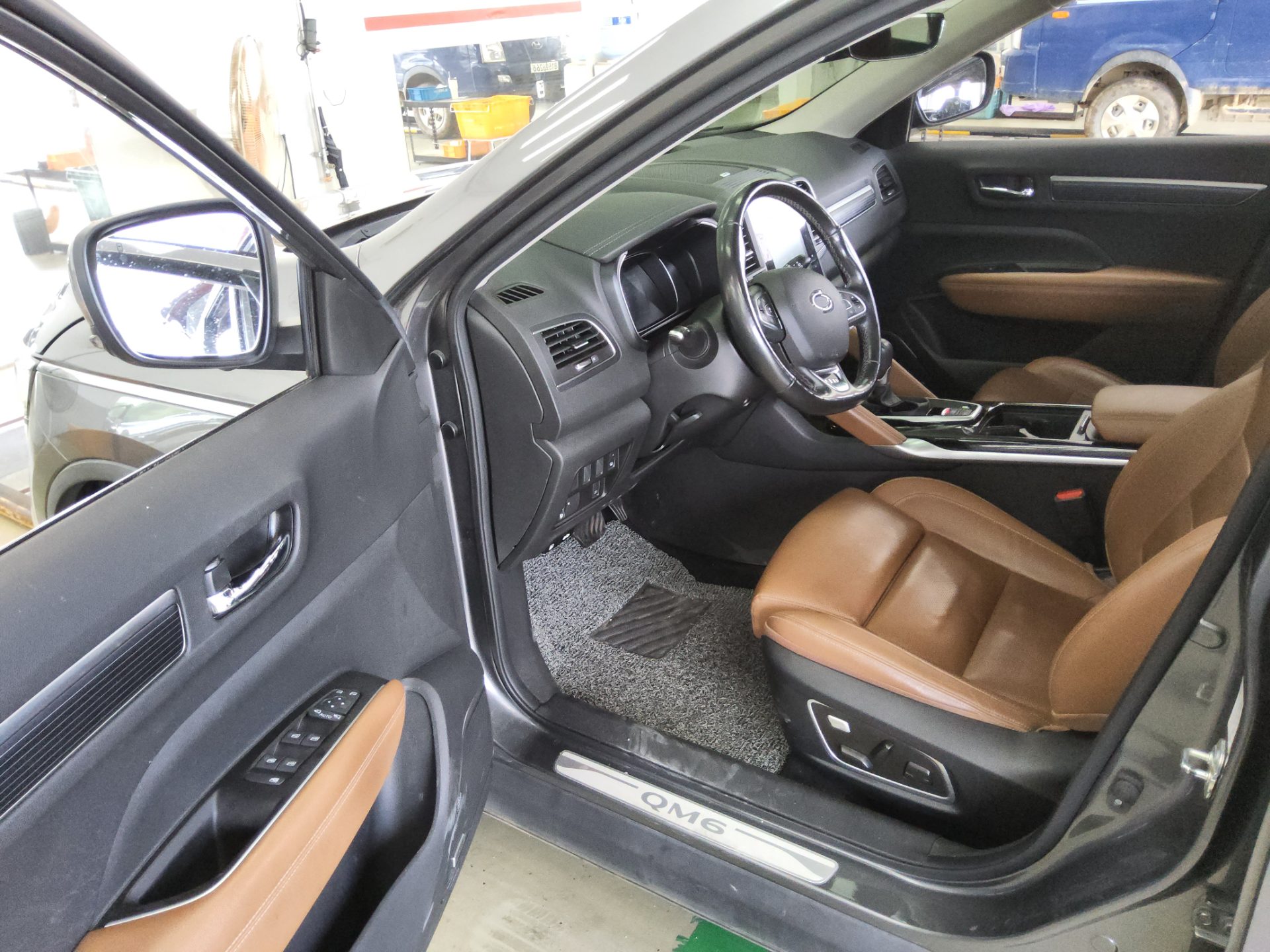 2021 - renault qm6