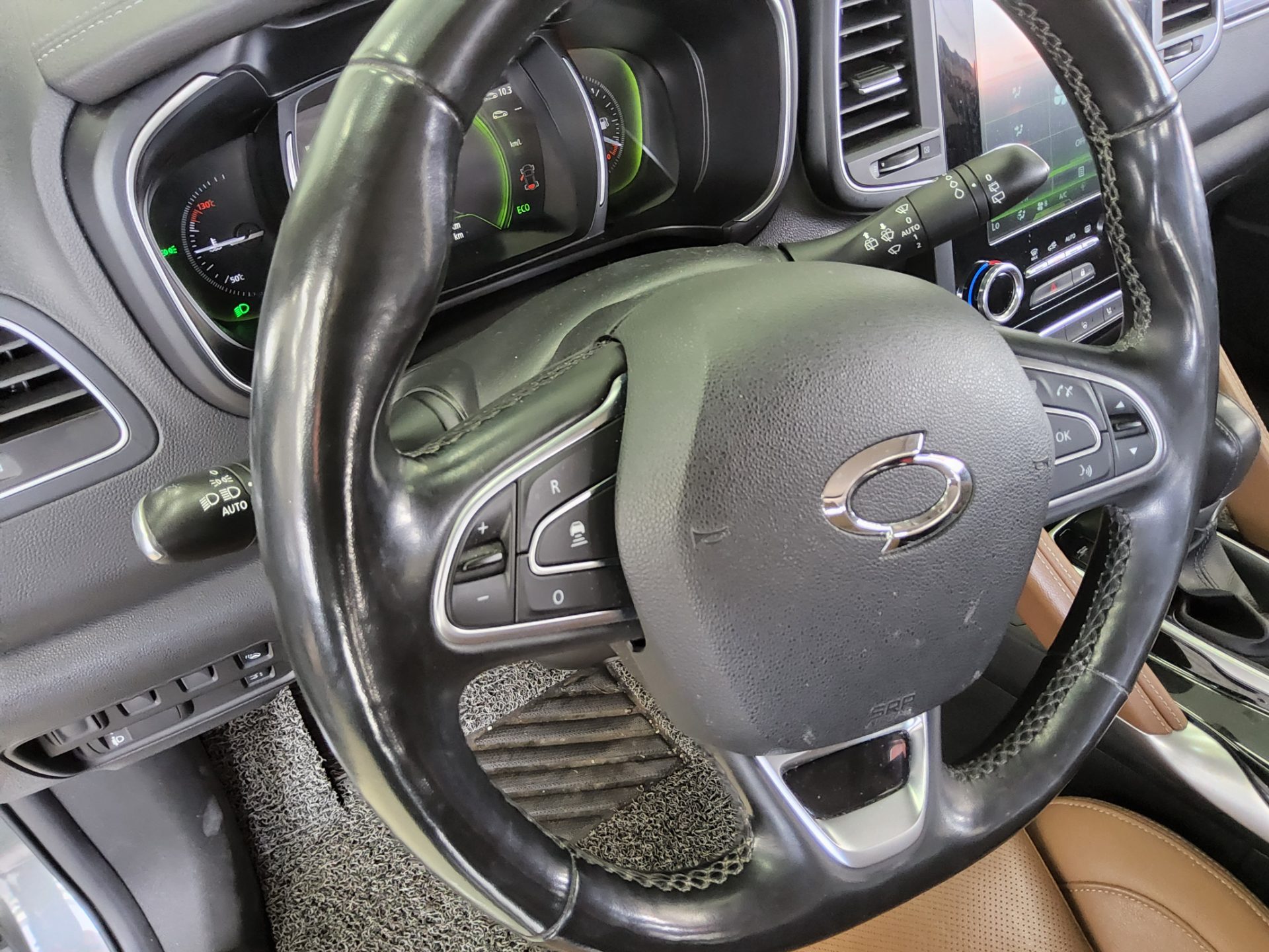 2021 - renault qm6