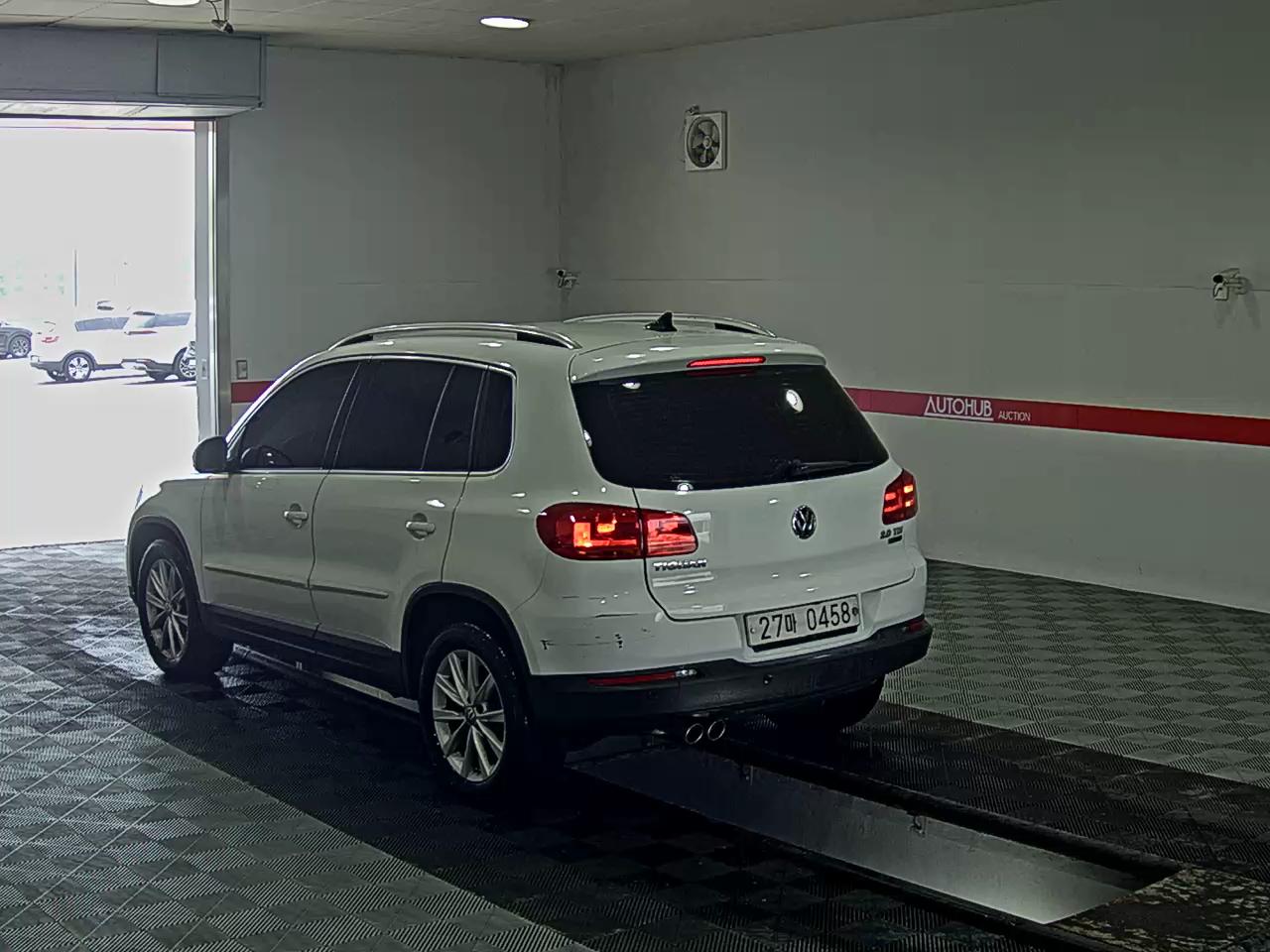 2016 - volkswagen tiguan