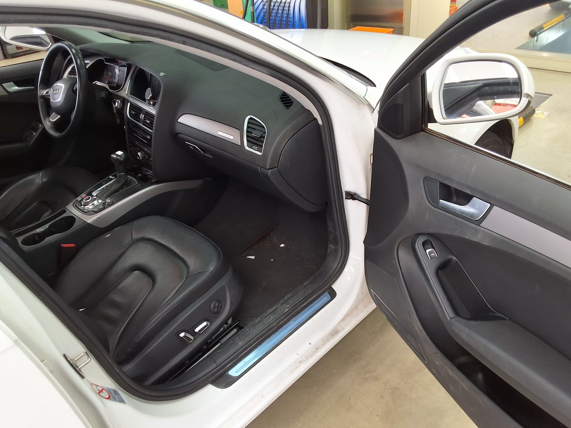 2014 - audi a4