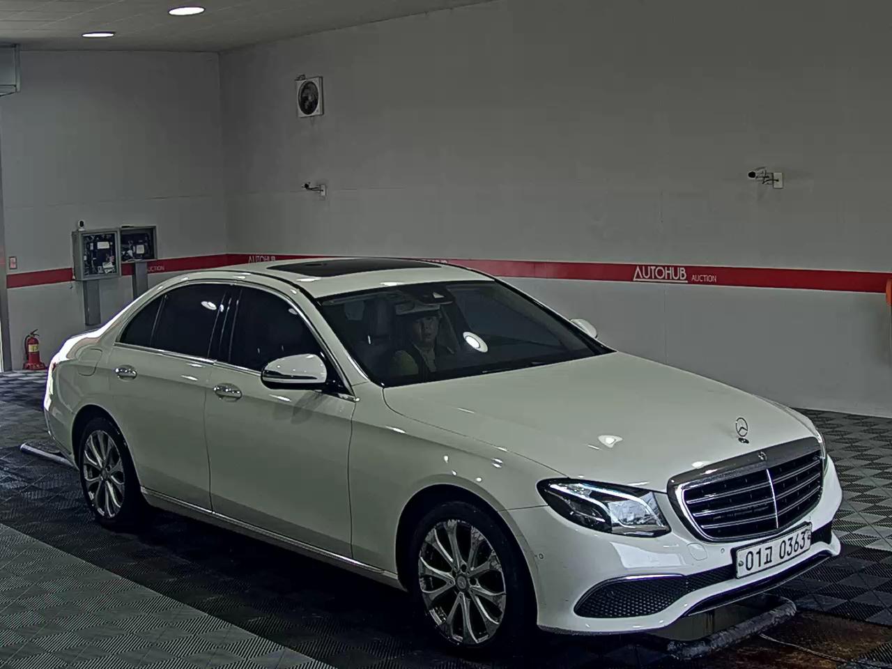 2017 - mercedes-benz e220d