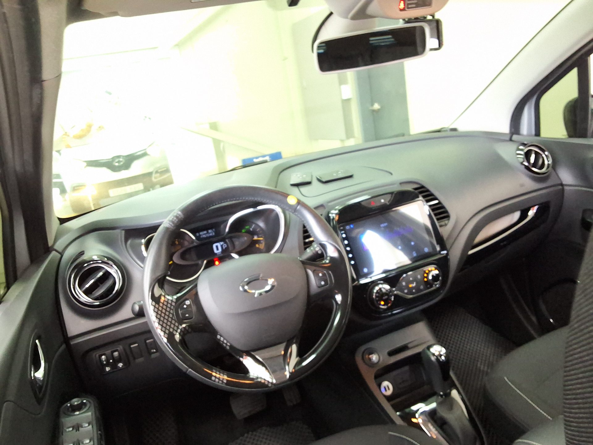 2014 - renault qm3