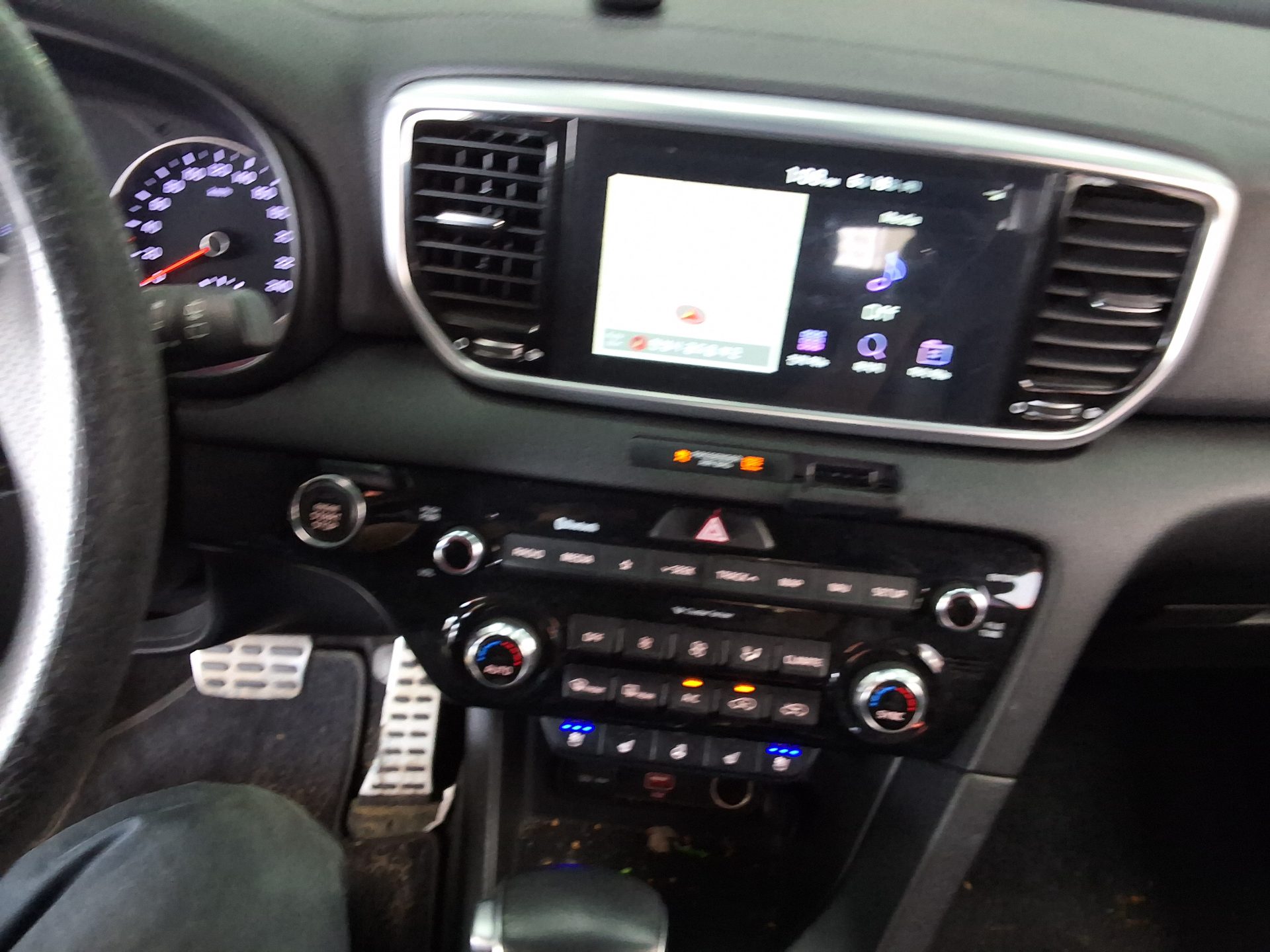 2019 - kia sportage