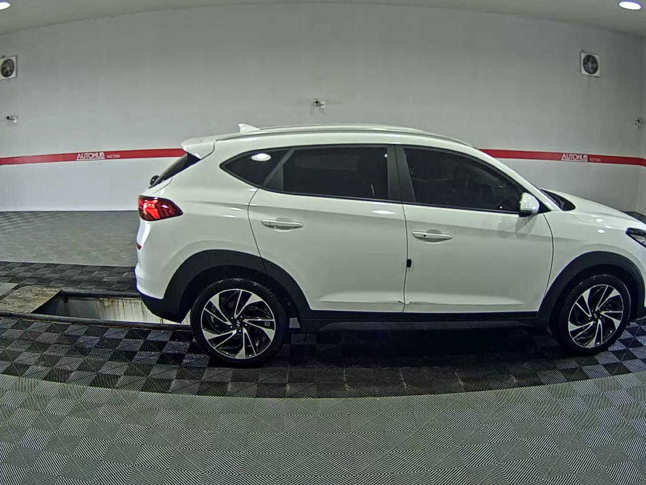 2020 - hyundai tucson