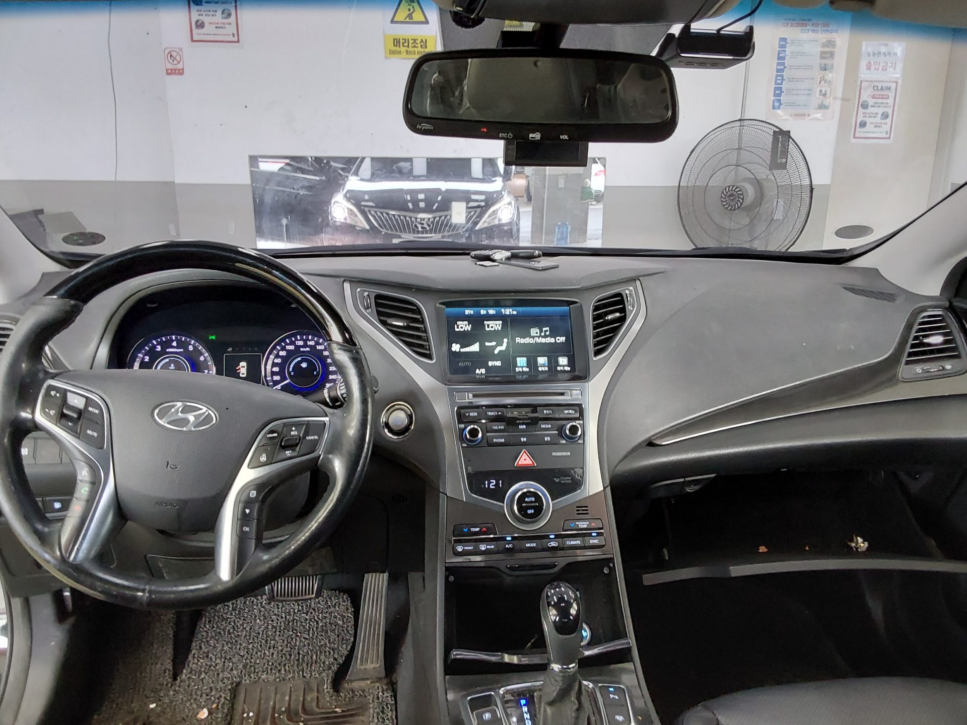 2015 - hyundai grandeur