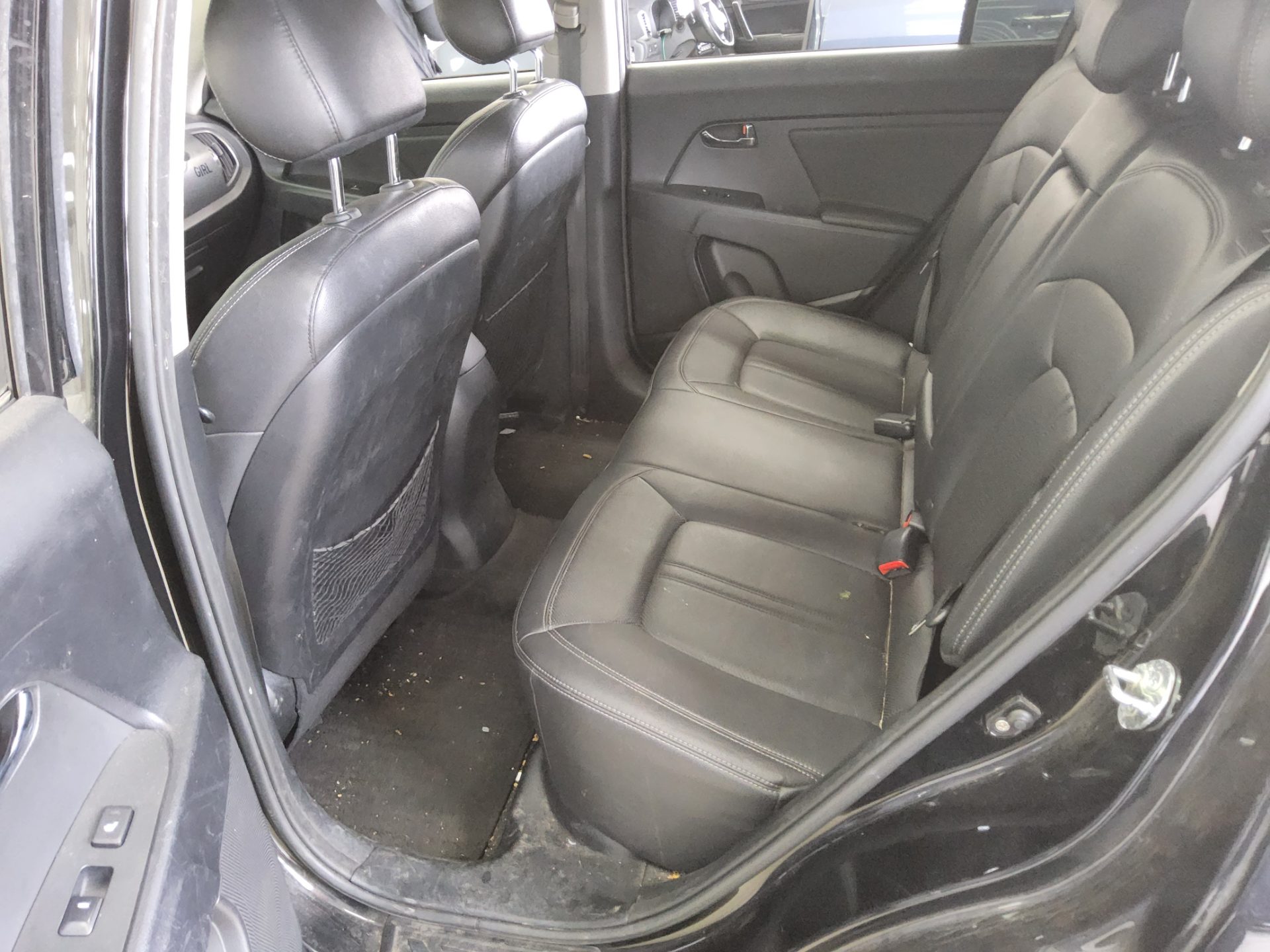 2011 - kia sportage