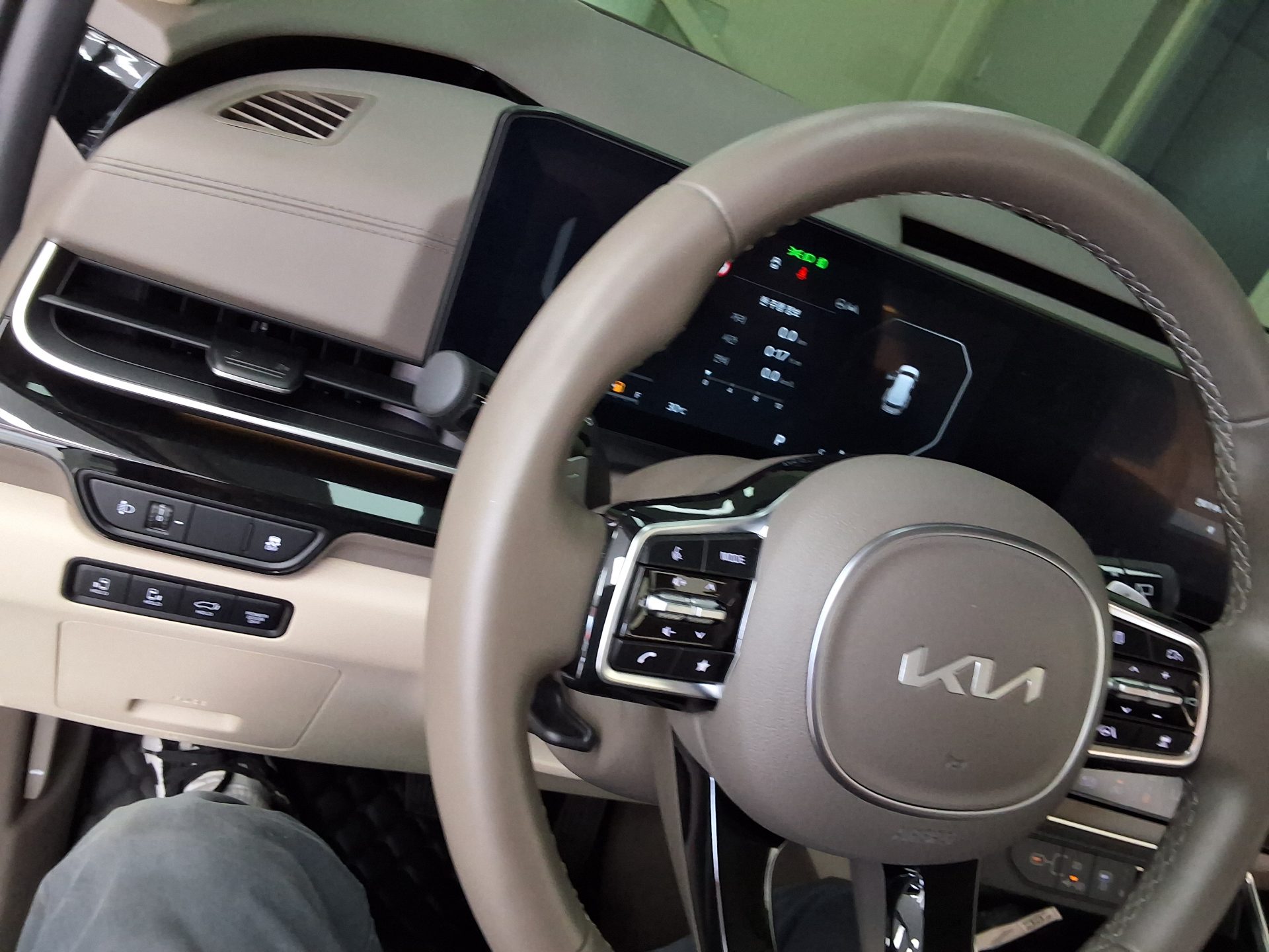 2025 - kia carnival