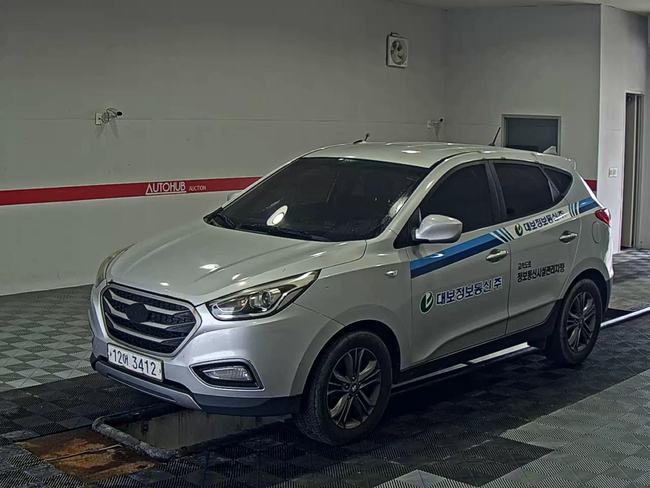 2015 - hyundai tucson