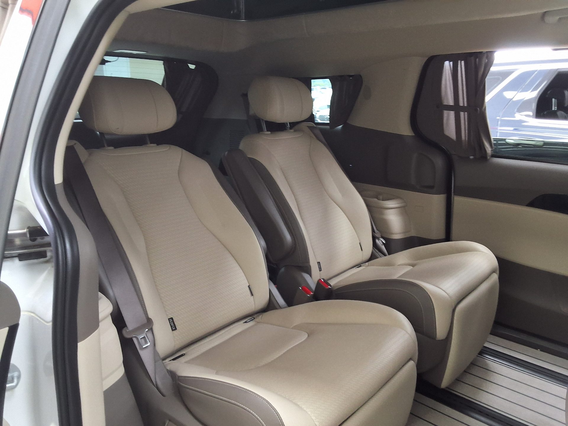 2025 - kia carnival