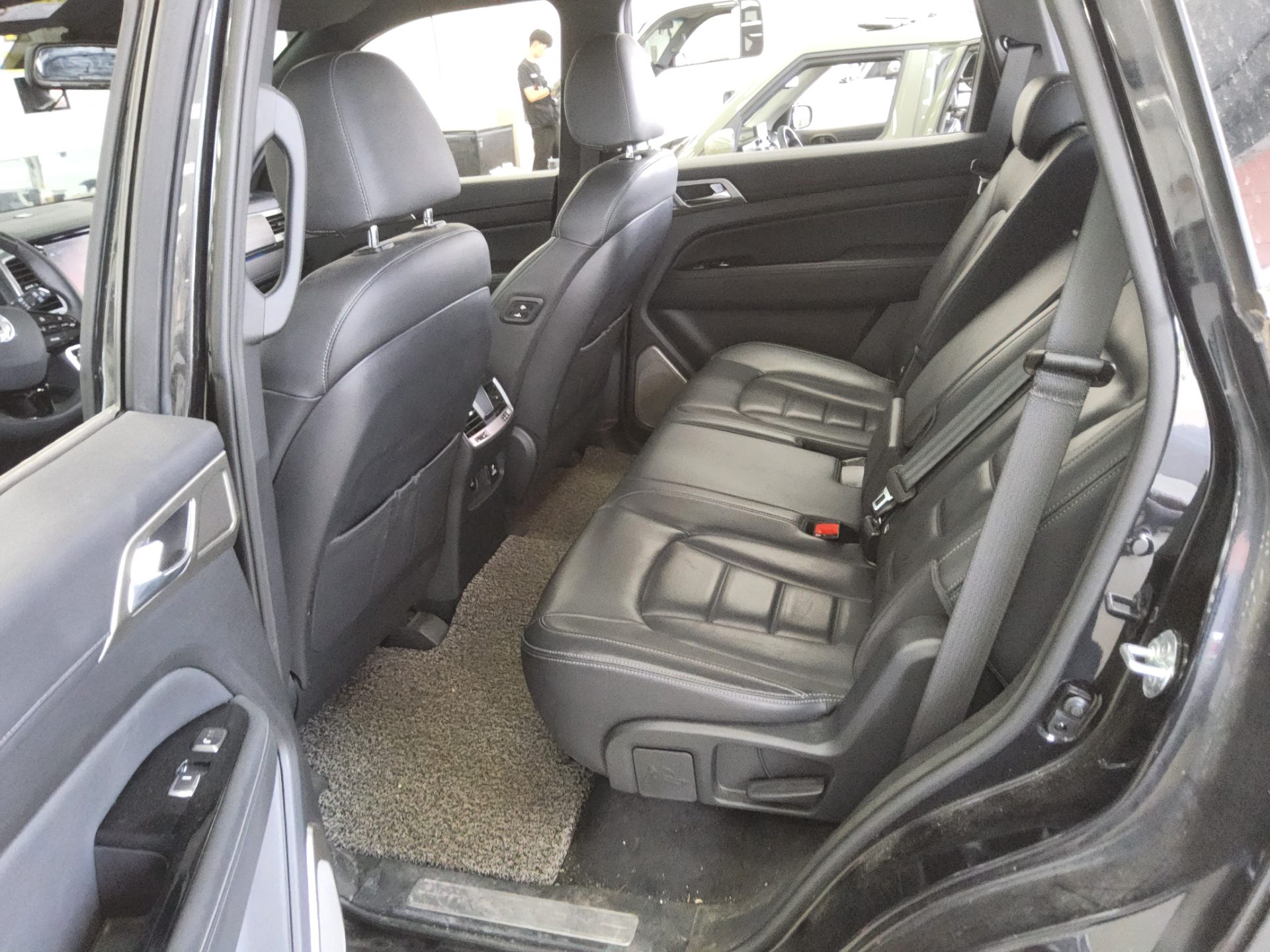 2019 - ssangyong rexton