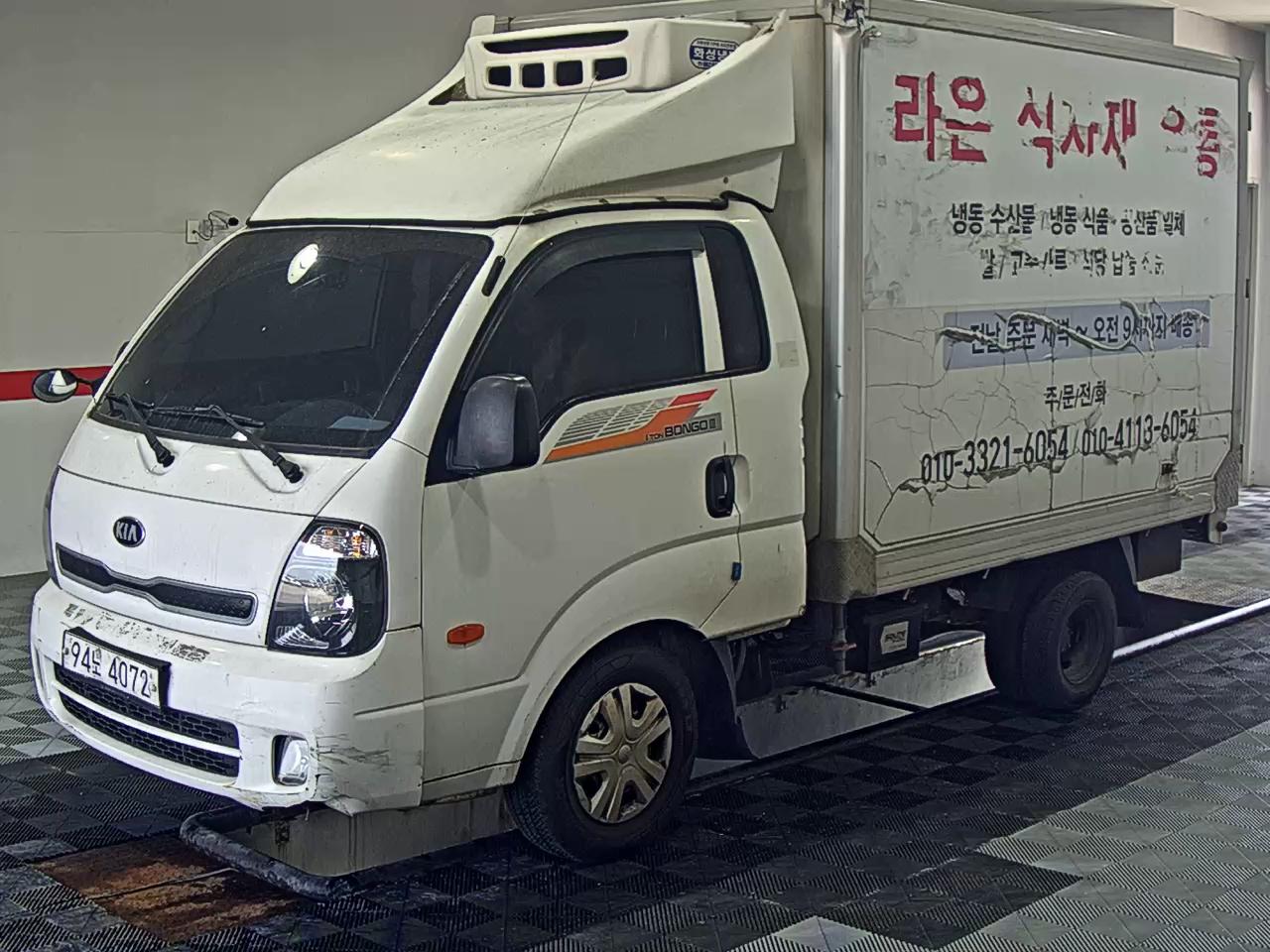 KIA BONGO III CARGO KING CAB EXTRA WHEELBASE