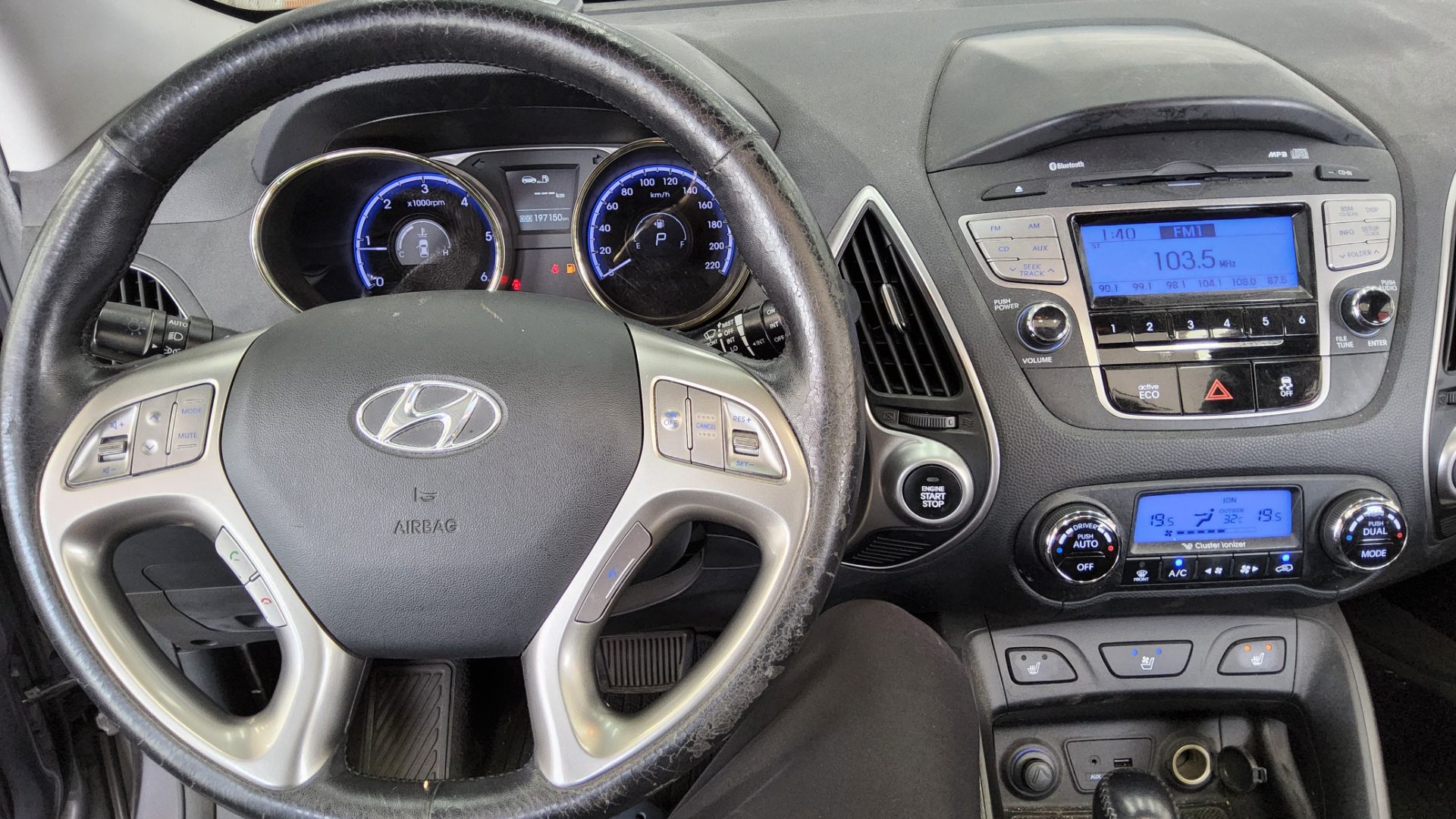 2012 - hyundai tucson