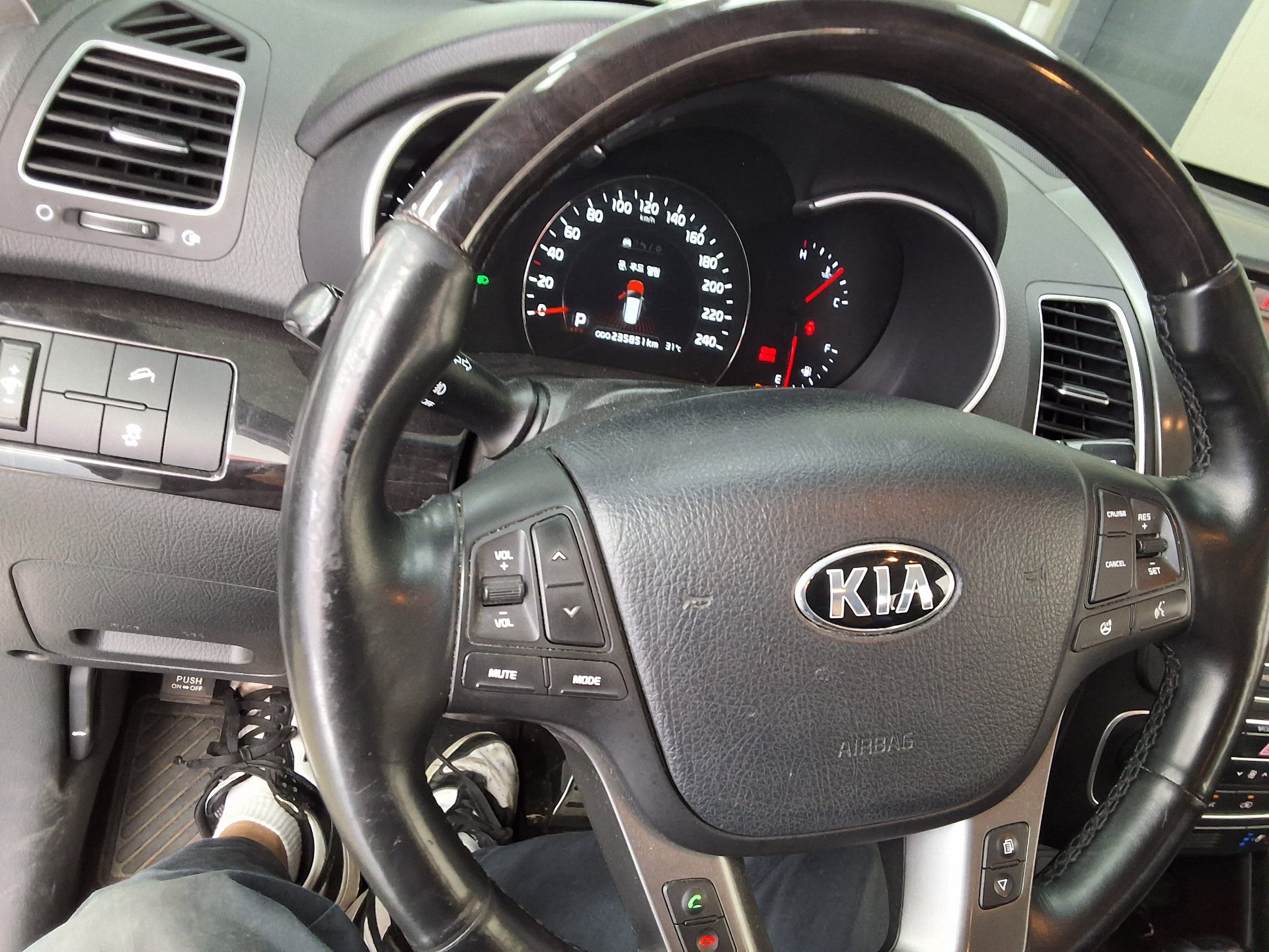 2014 - kia sorento