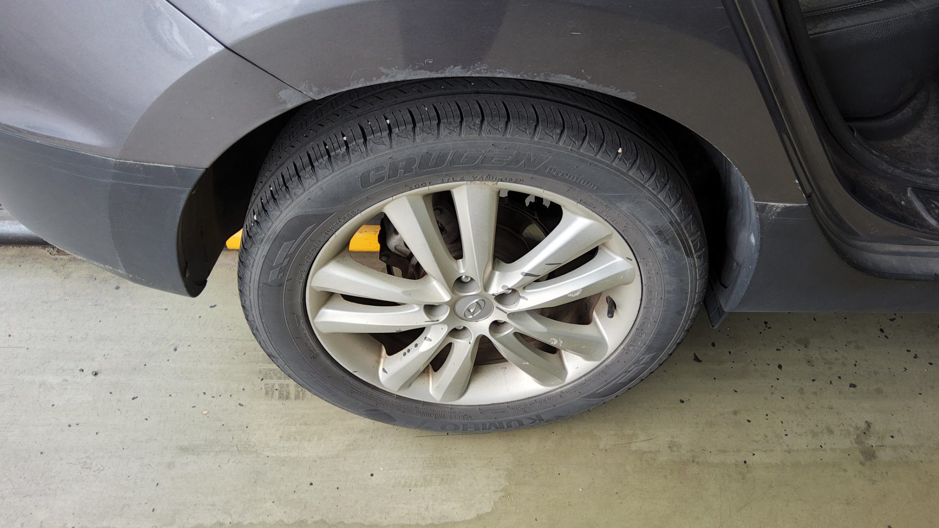2012 - hyundai tucson