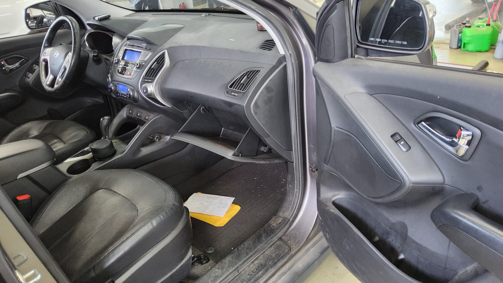 2012 - hyundai tucson