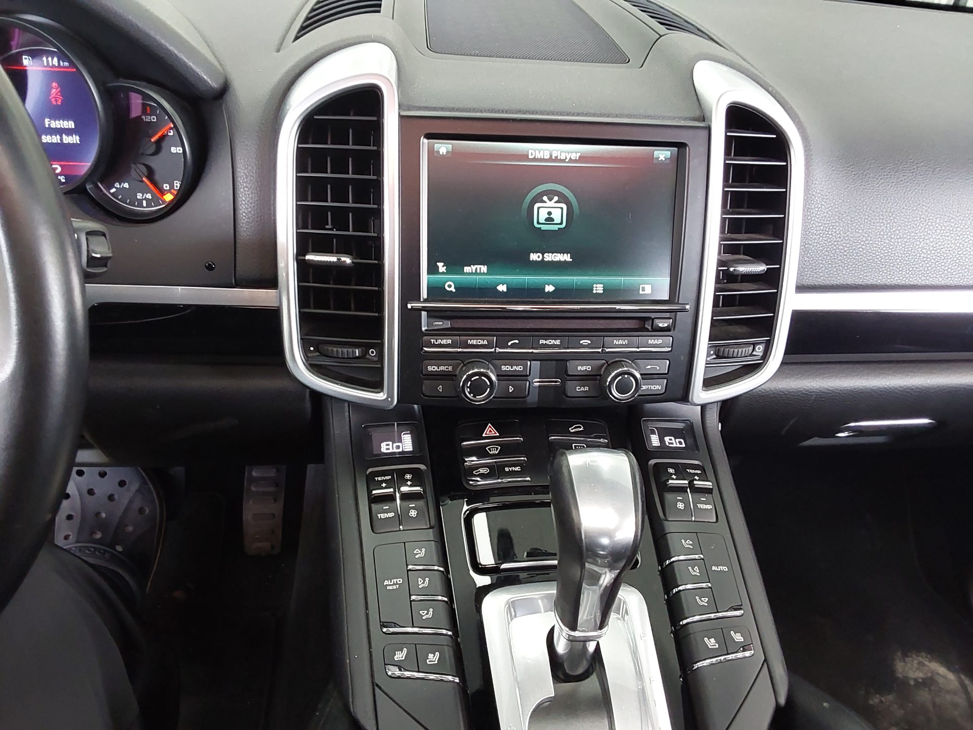 2016 - porsche cayenne