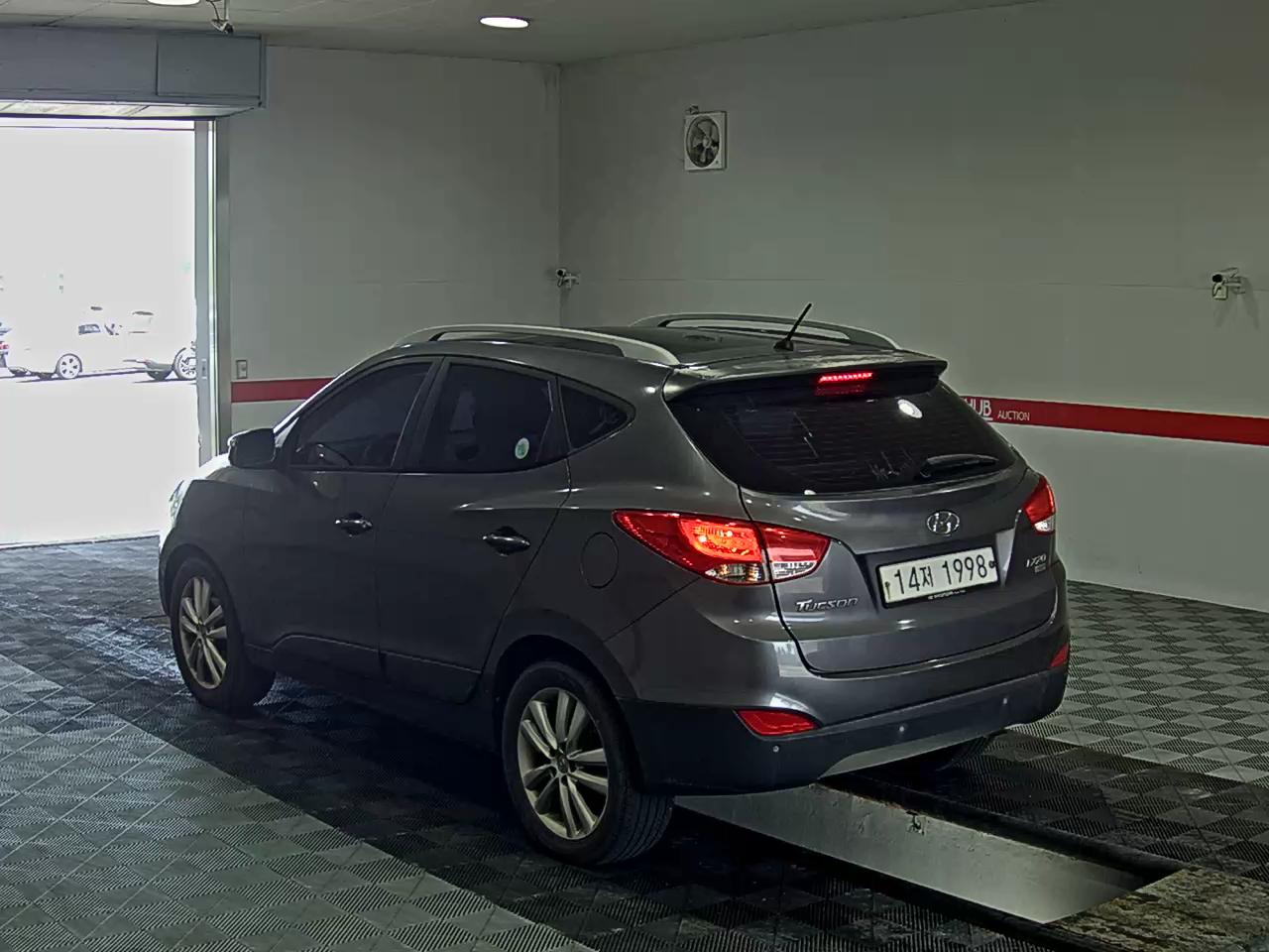 2012 - hyundai tucson