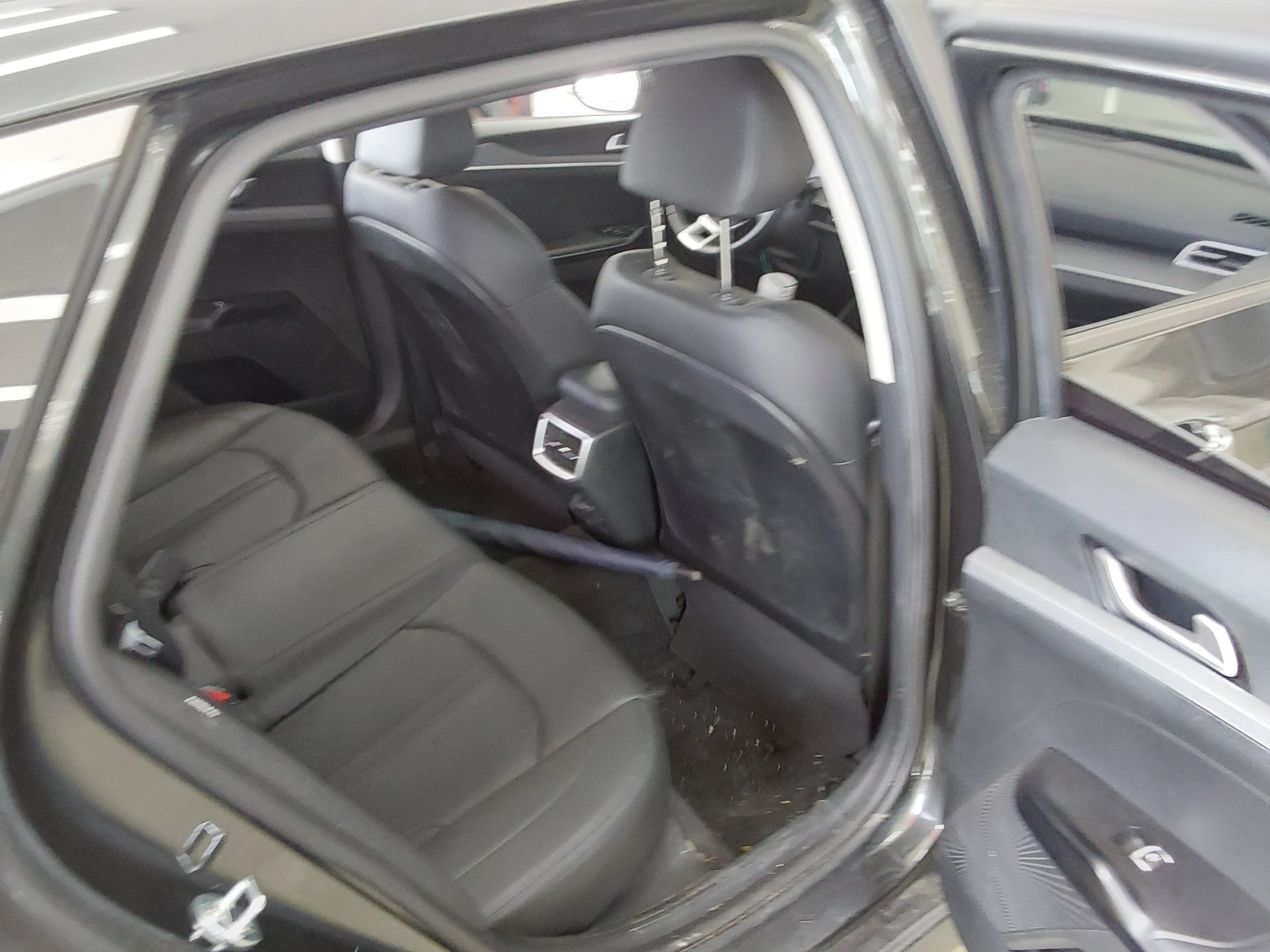 2020 - kia k5