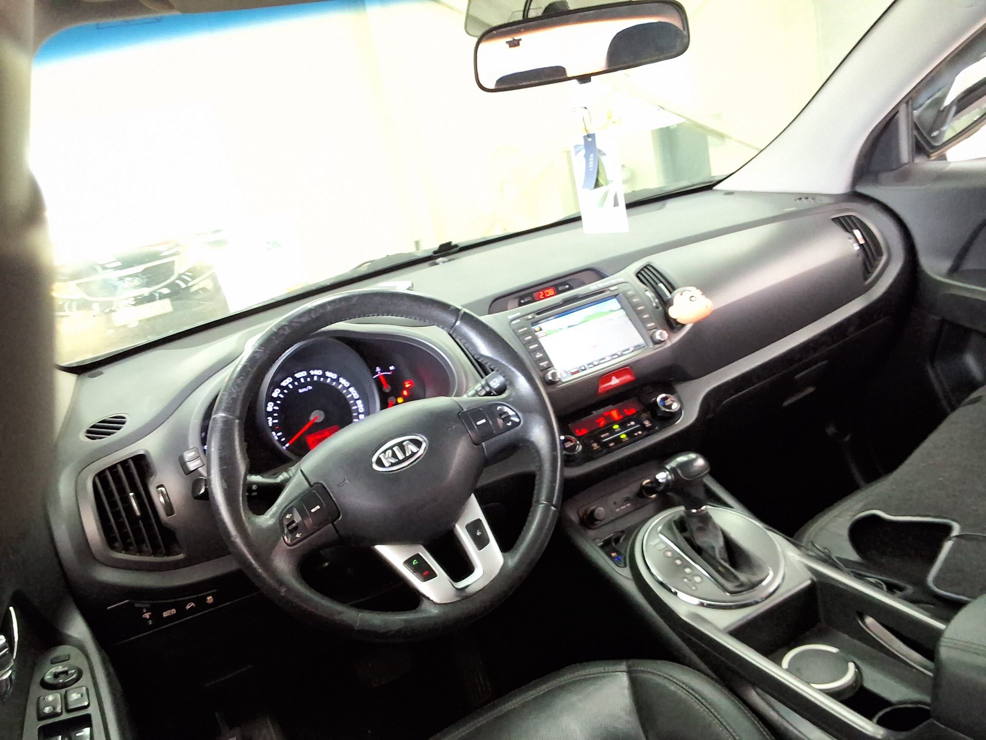 2011 - kia sportage