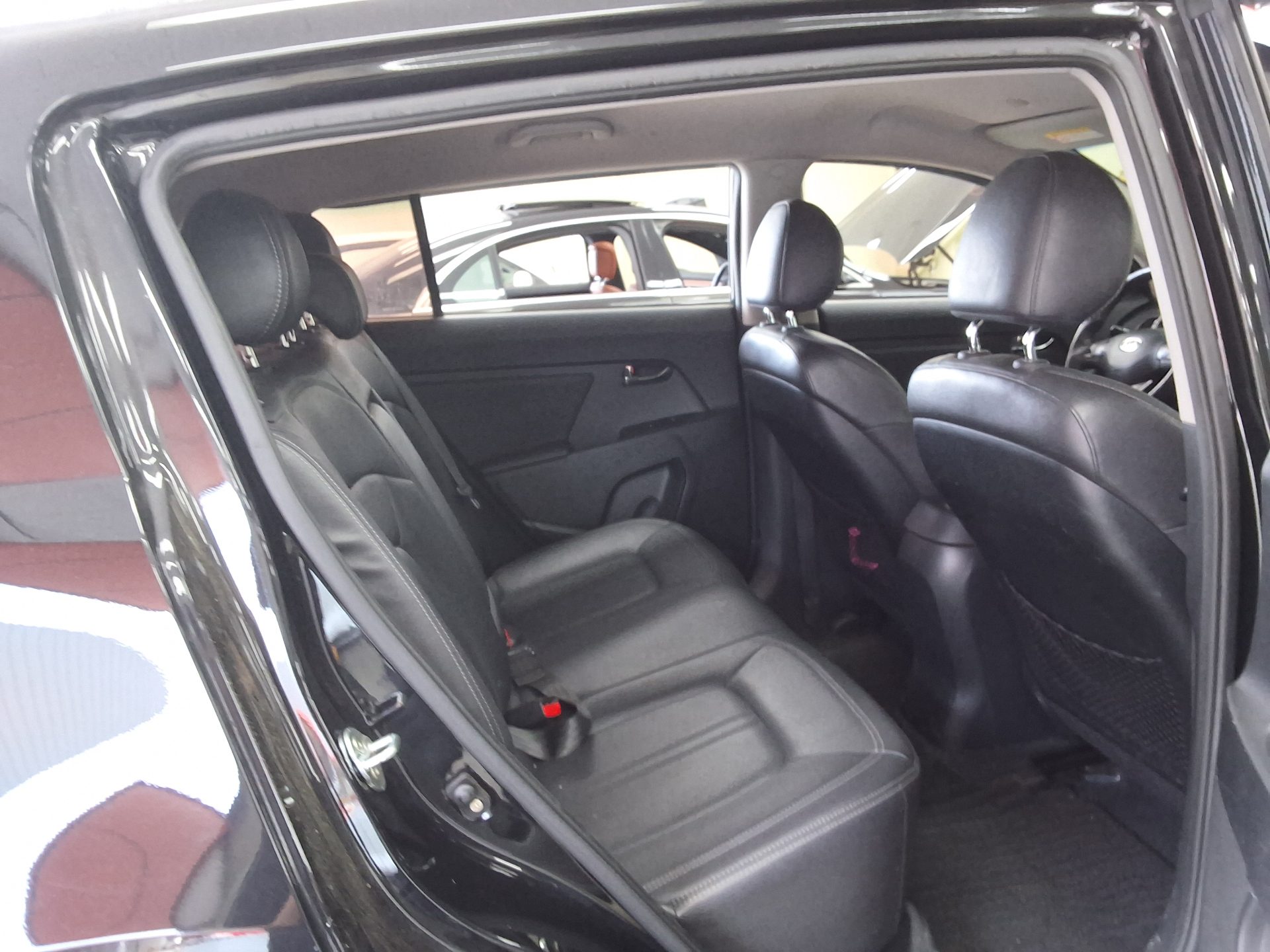 2011 - kia sportage