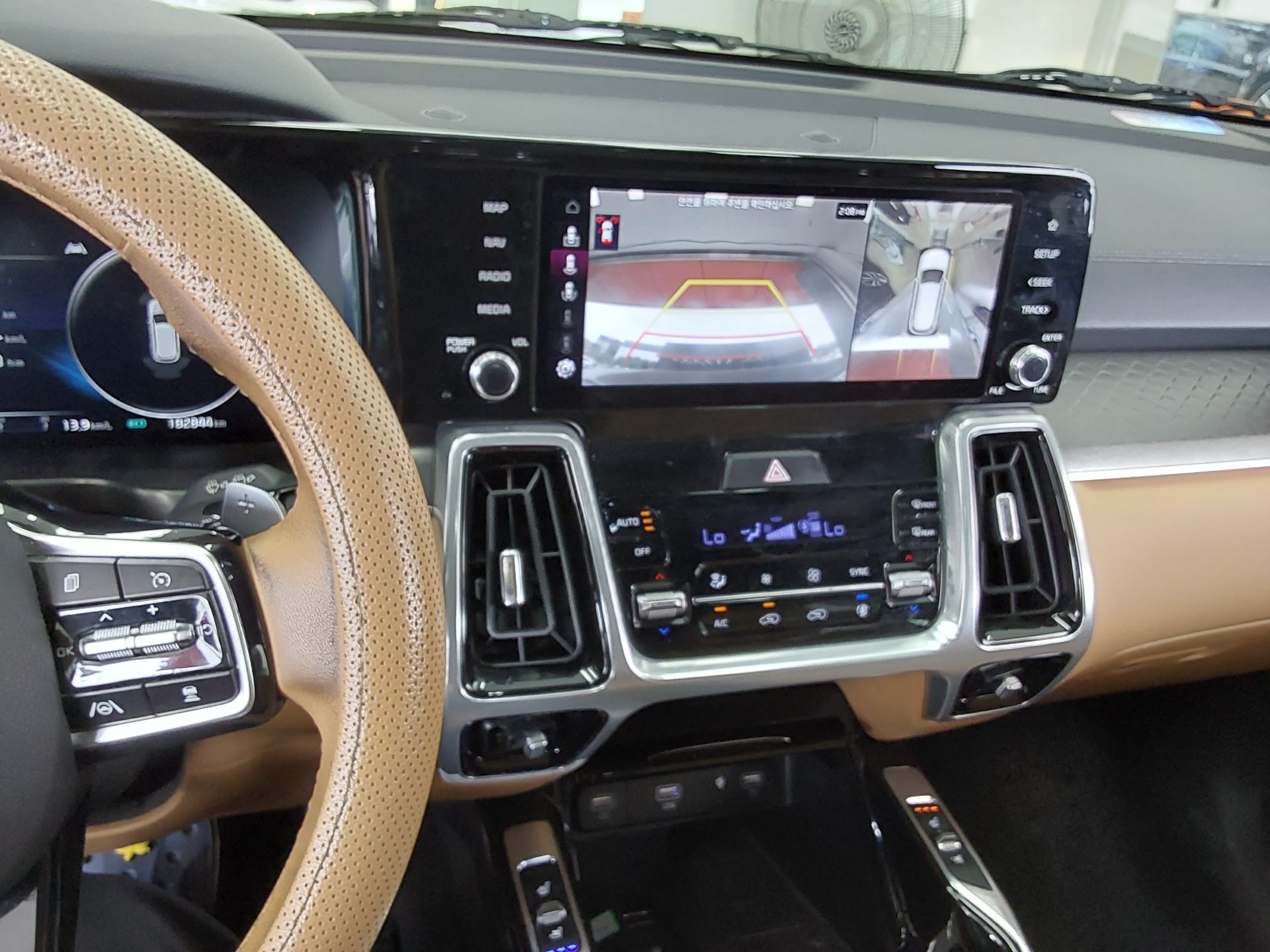 2023 - kia sorento