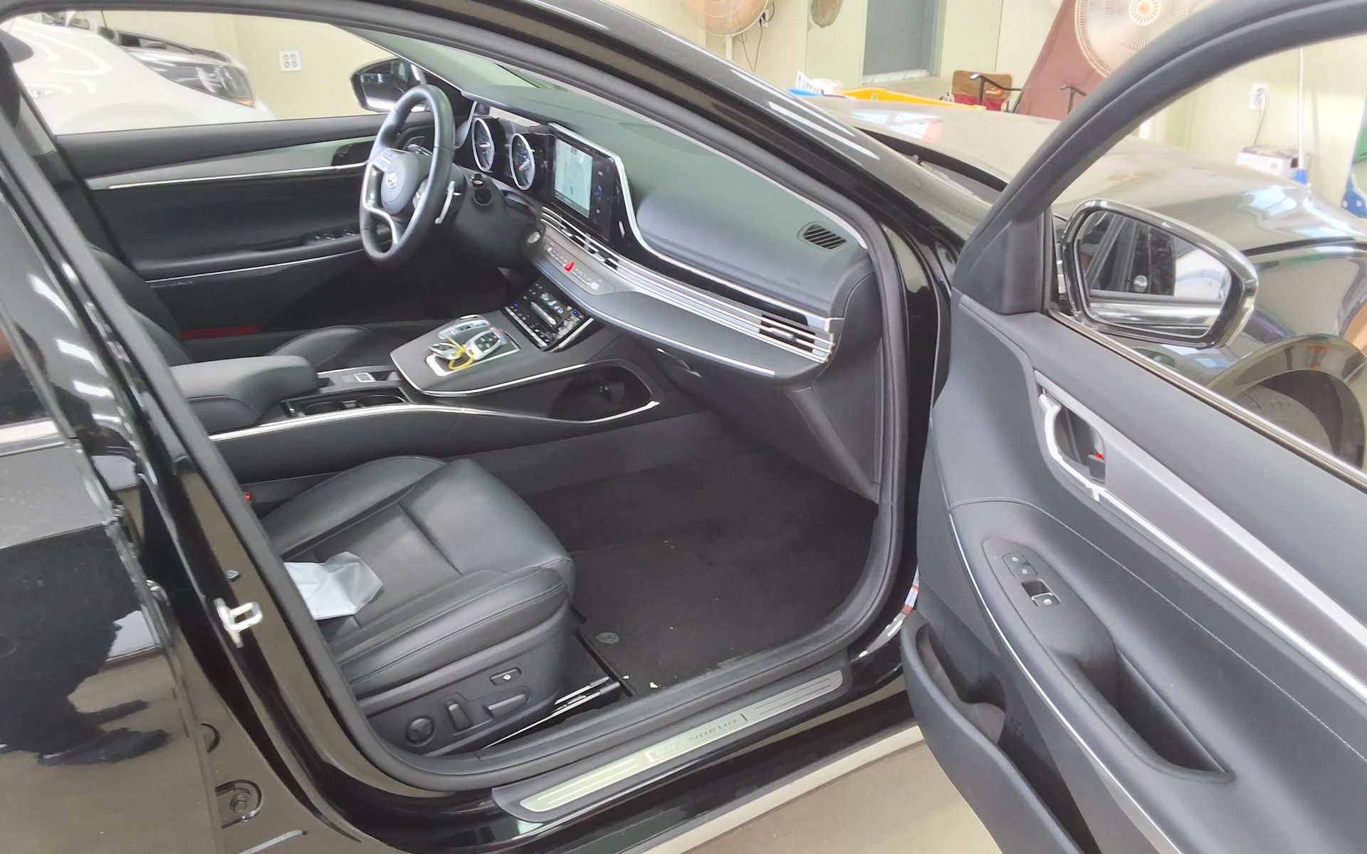2022 - hyundai grandeur
