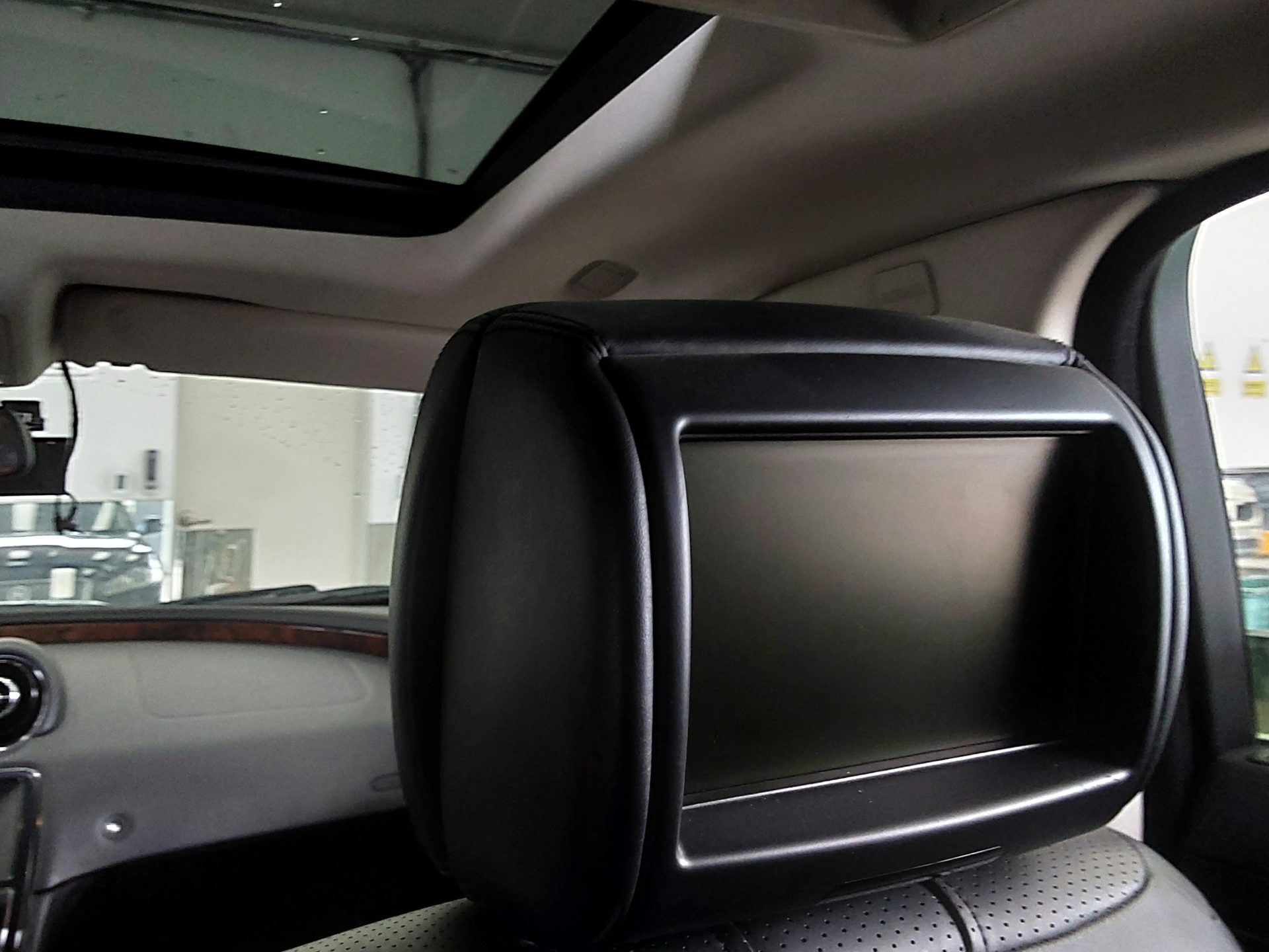 2013 - jaguar xj