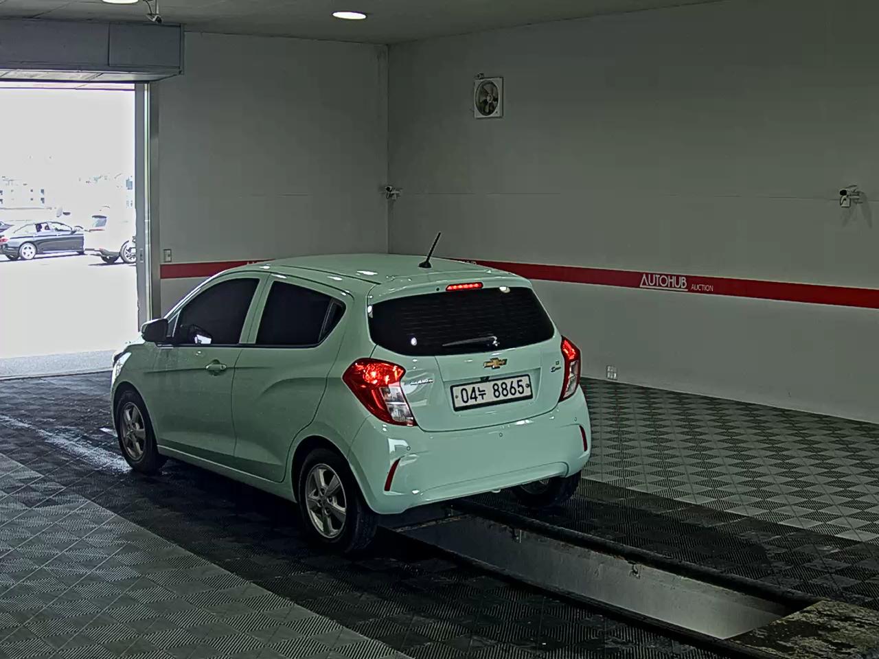 2017 - chevrolet spark