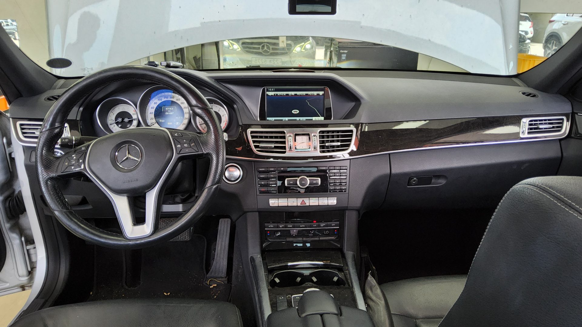 2014 - mercedes-benz e300