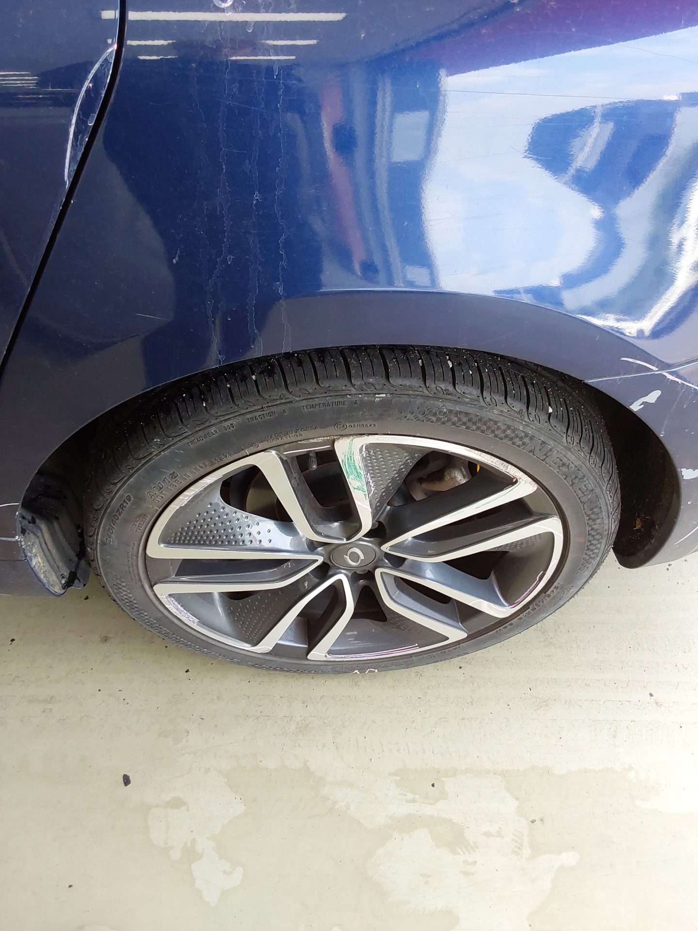 2019 - renault sm6